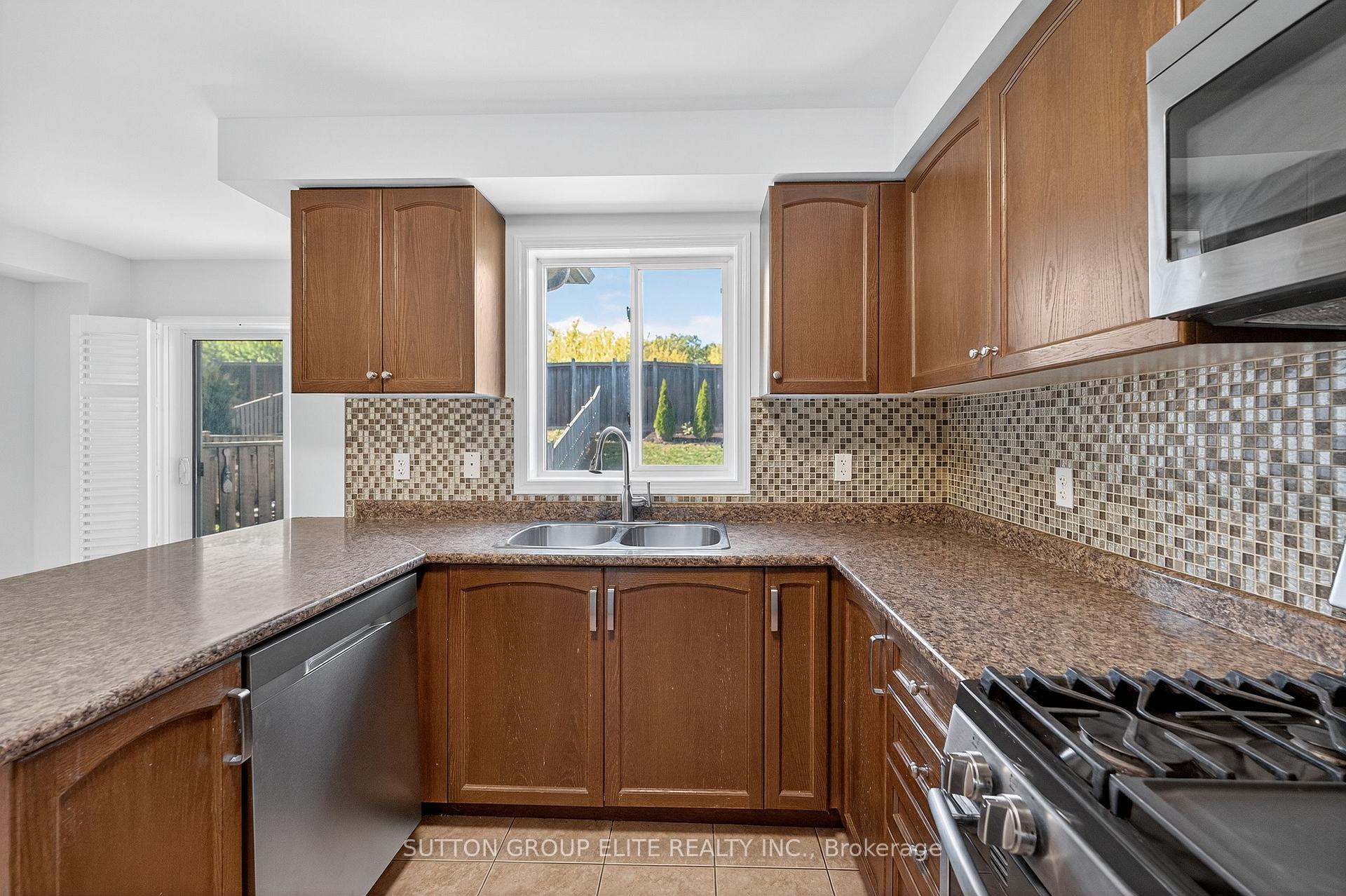 Photo 19 of 357 Bussel Crescent, Milton, Clarke — HOMEH