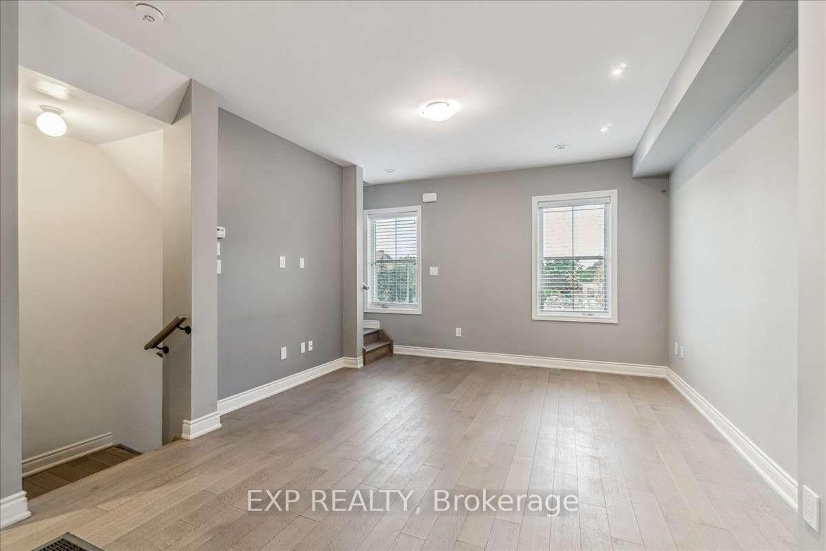 Photo 18 of 27 Water Street, Markham, Markham Village — HOMEH
