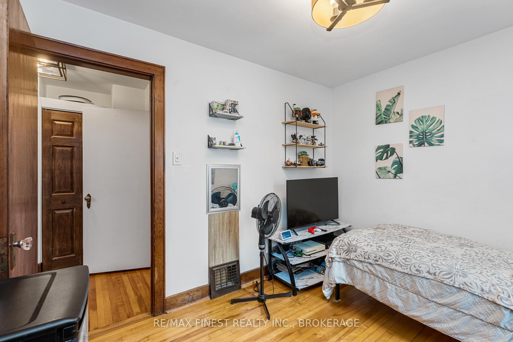 Photo 16 of 194 Helen Street, Kingston, Central City East — HOMEH