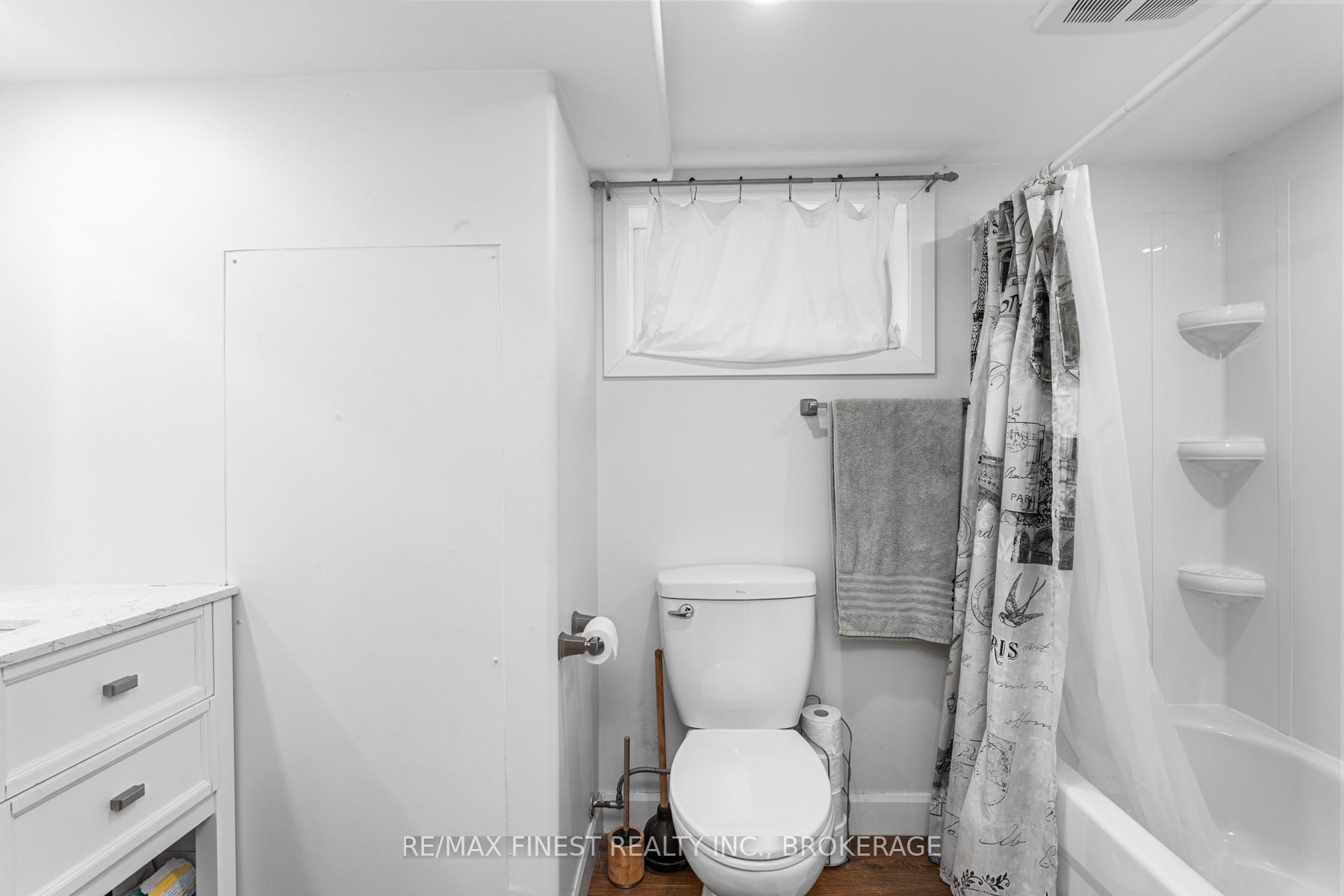 Photo 31 of 194 Helen Street, Kingston, Central City East — HOMEH