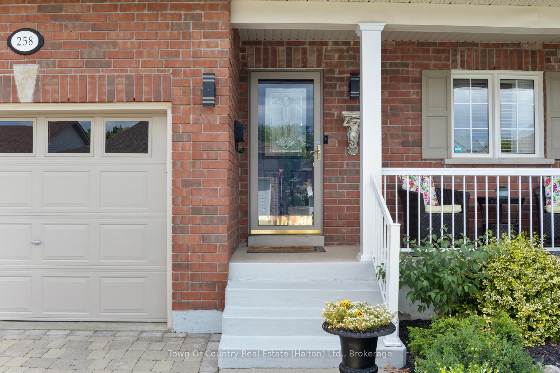 Photo 4 of 258 Malick Street, Milton, Timberlea — HOMEH