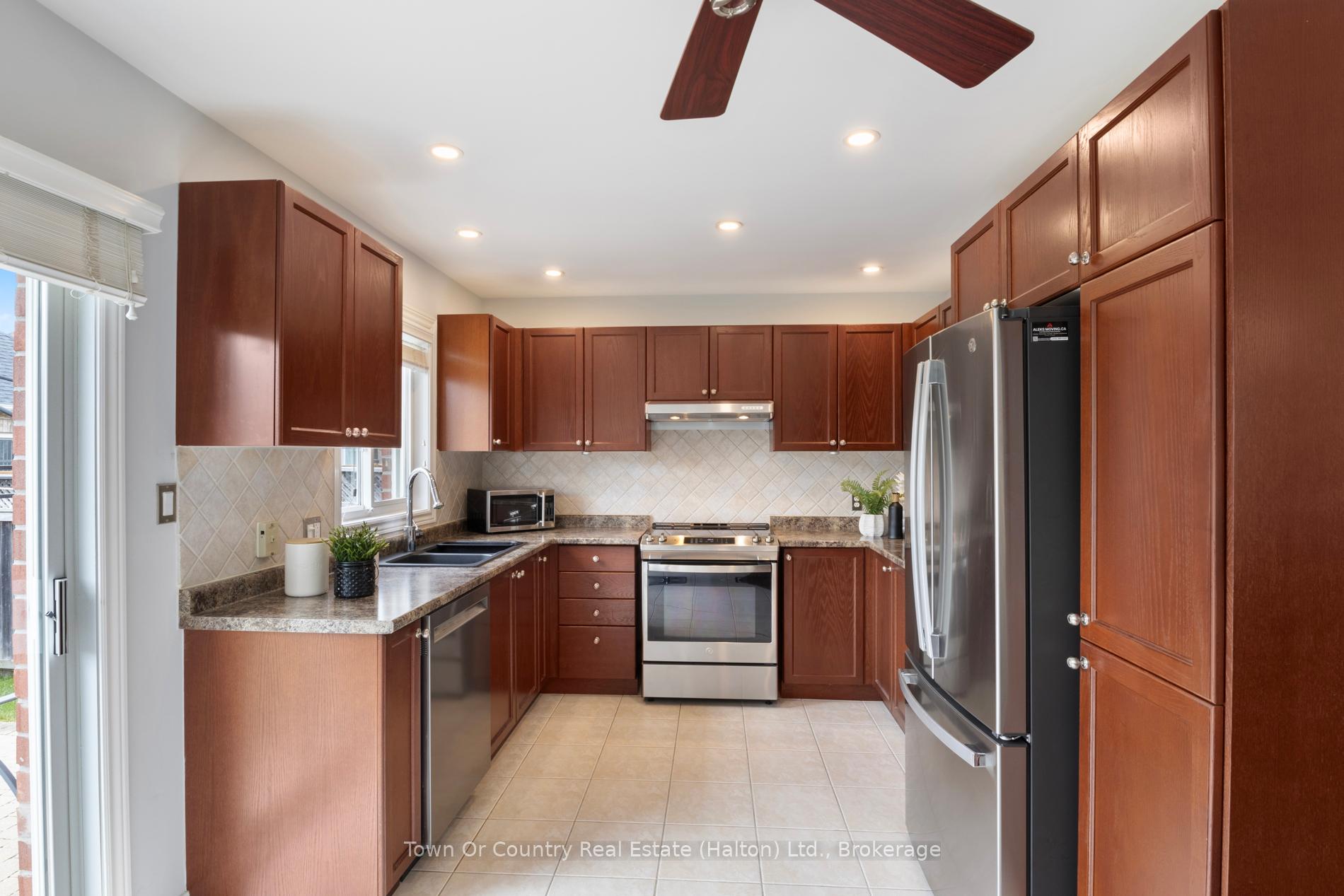 Photo 26 of 258 Malick Street, Milton, Timberlea — HOMEH