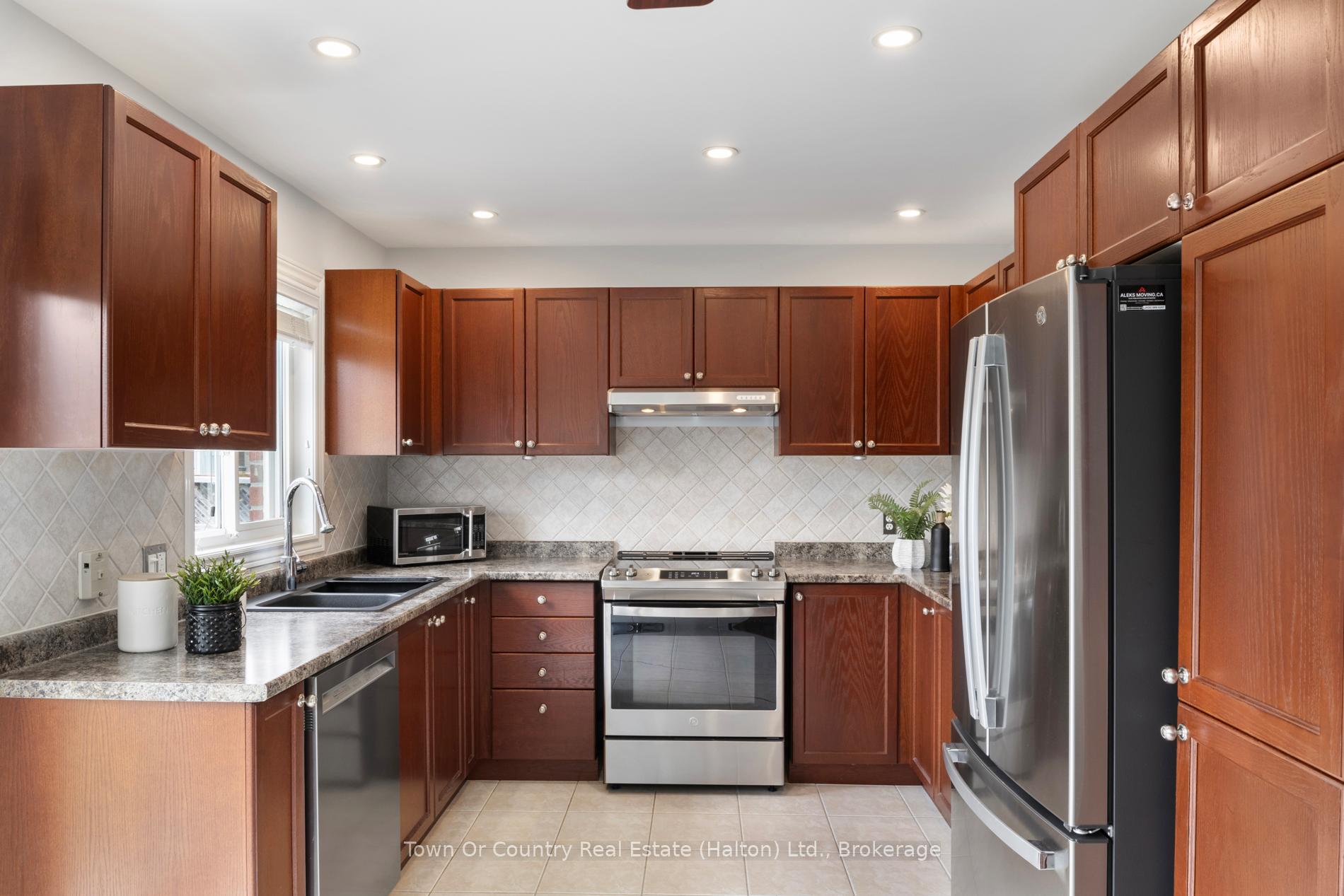 Photo 27 of 258 Malick Street, Milton, Timberlea — HOMEH