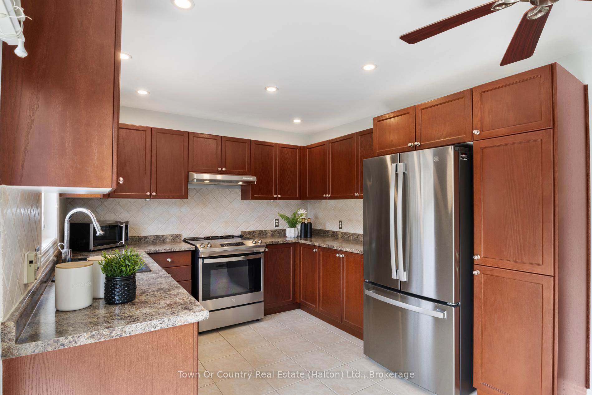 Photo 28 of 258 Malick Street, Milton, Timberlea — HOMEH