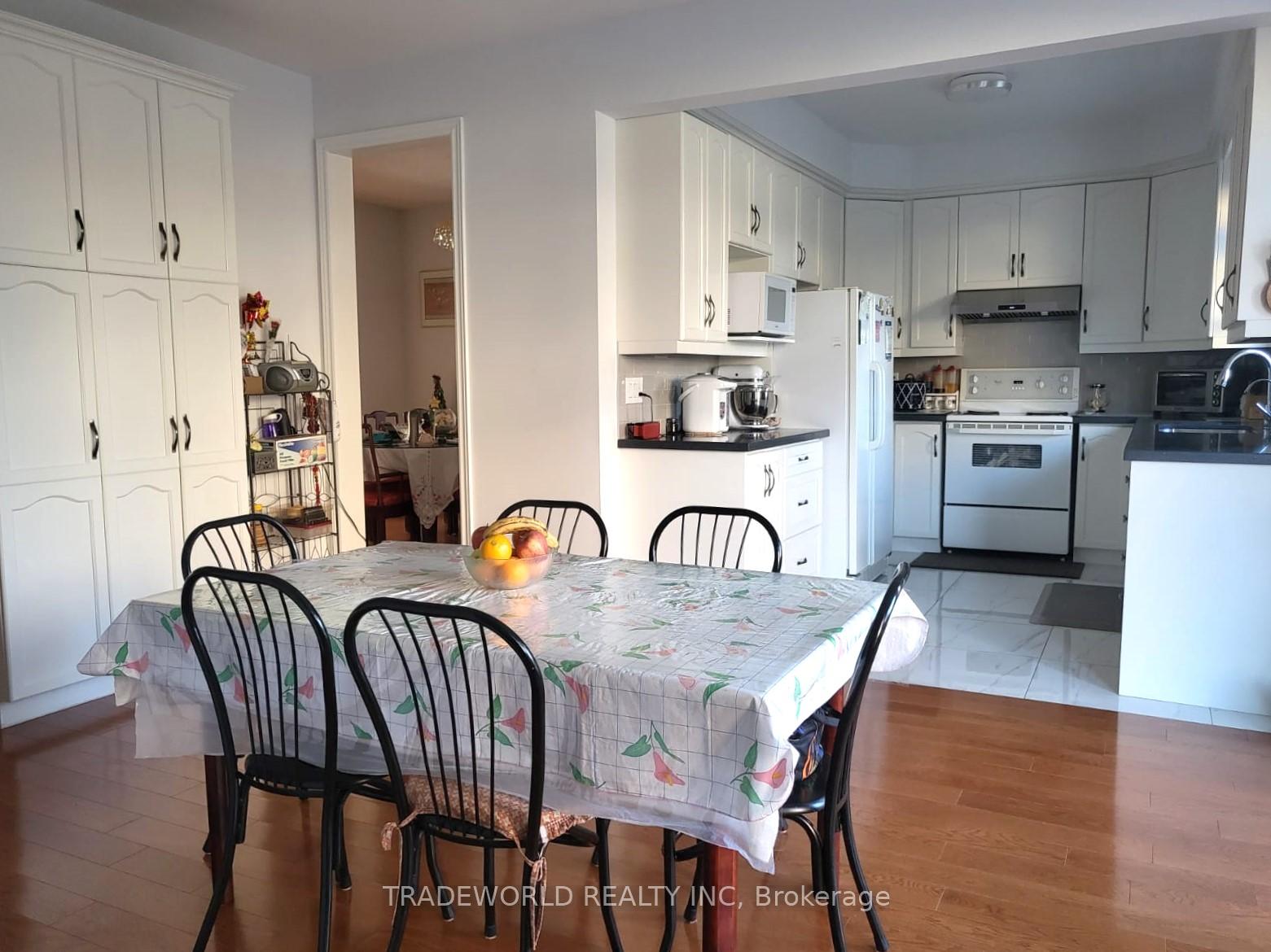 Photo 12 of 260 Highglen Avenue, Markham, Milliken Mills East — HOMEH