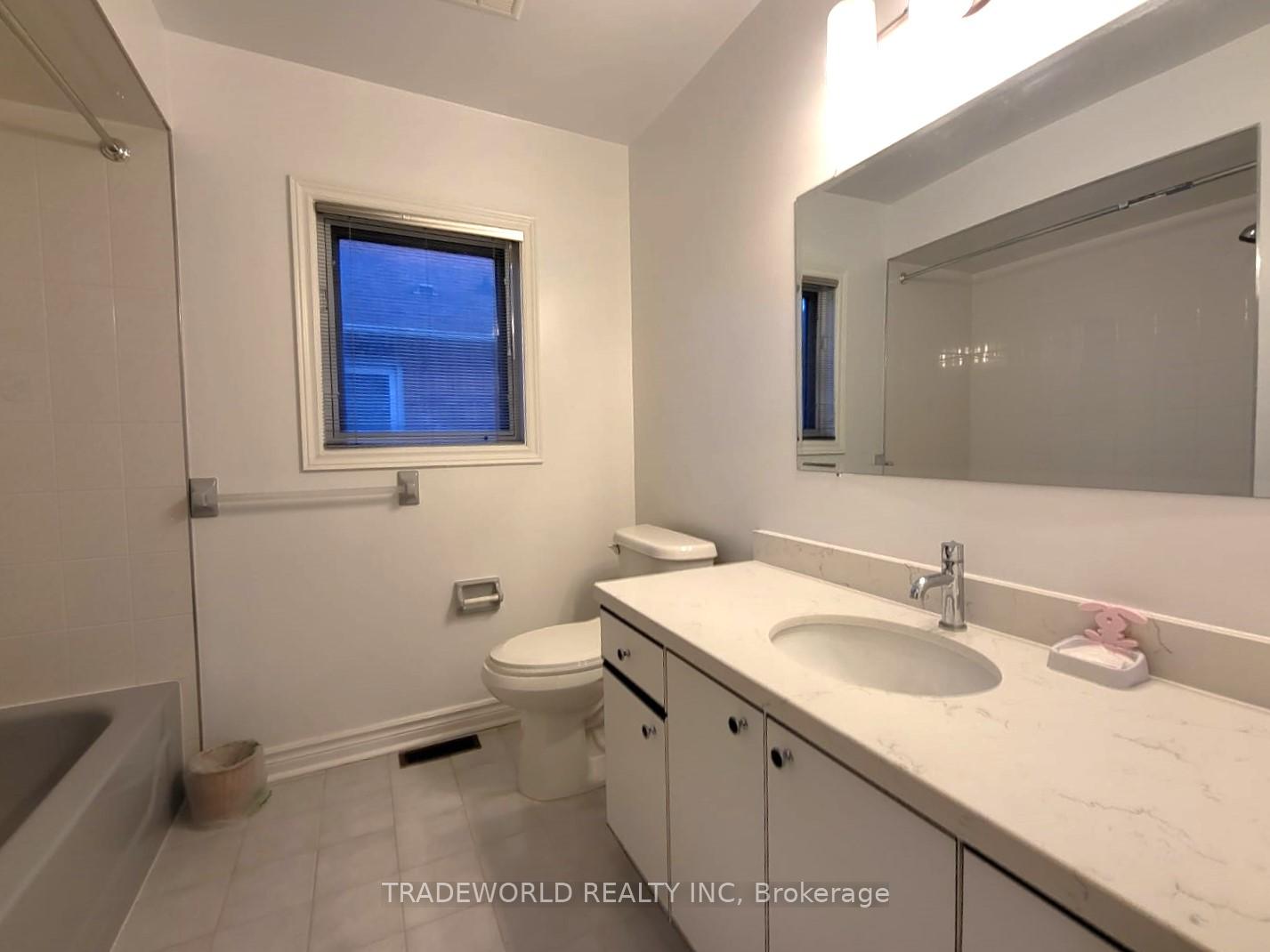 Photo 24 of 260 Highglen Avenue, Markham, Milliken Mills East — HOMEH