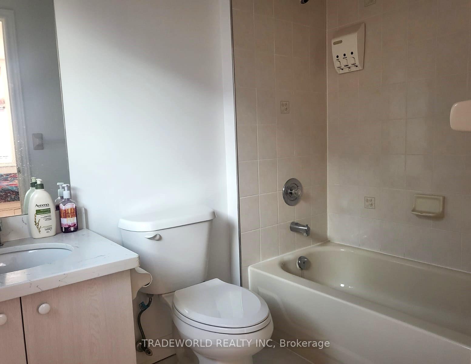 Photo 25 of 260 Highglen Avenue, Markham, Milliken Mills East — HOMEH