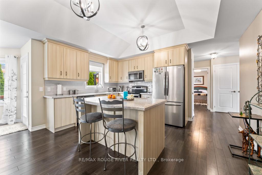 Photo 17 of 24 Milner Court, Kawartha Lakes, Lindsay — HOMEH