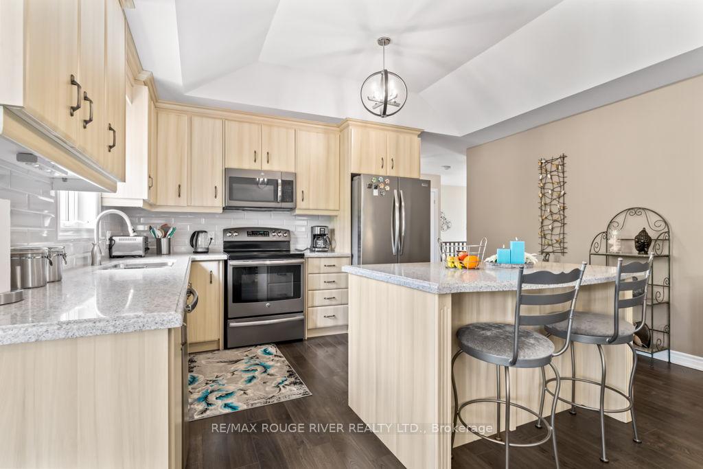 Photo 19 of 24 Milner Court, Kawartha Lakes, Lindsay — HOMEH