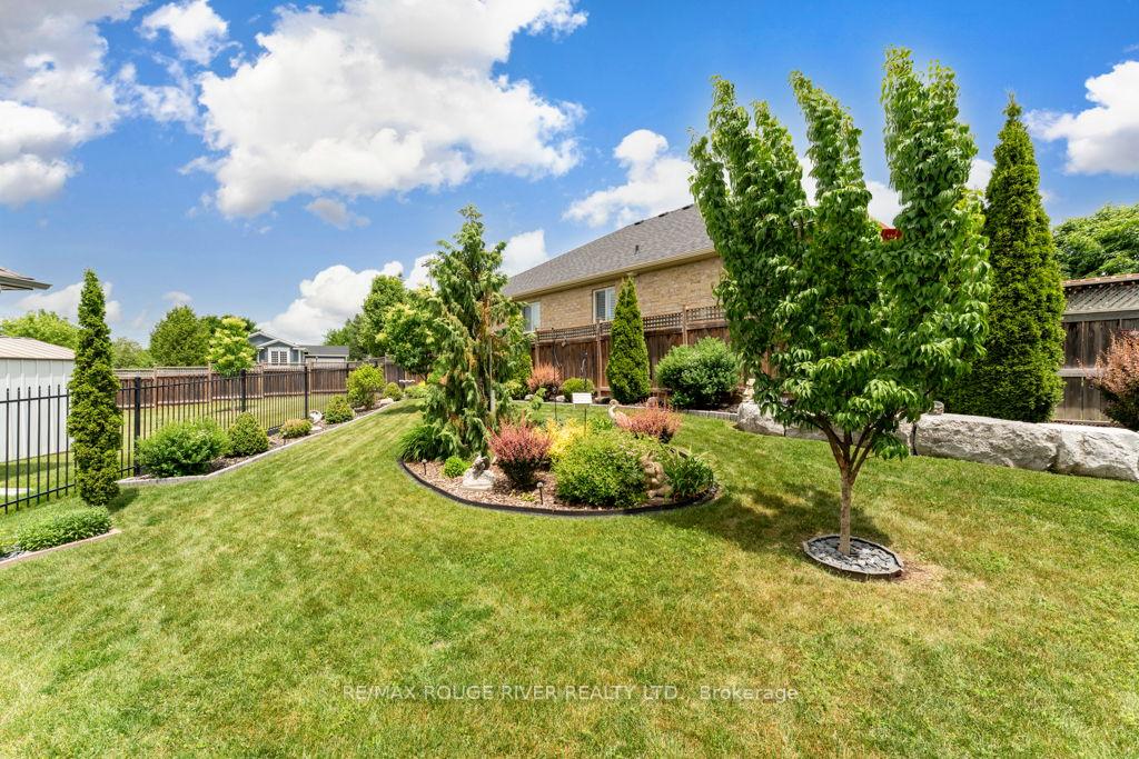 Photo 42 of 24 Milner Court, Kawartha Lakes, Lindsay — HOMEH
