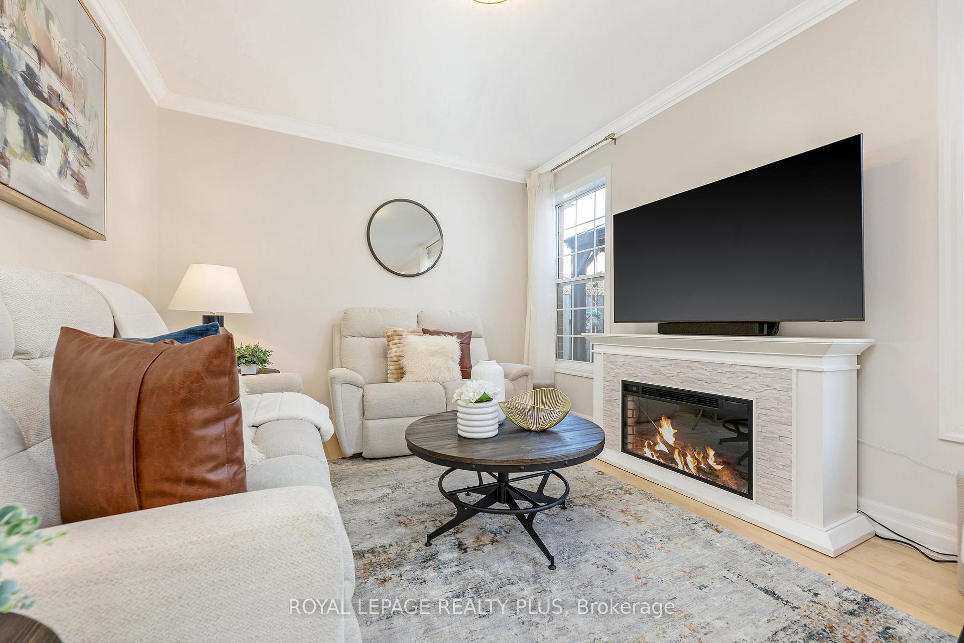 Photo 4 of 1525 Swann Crescent, Milton, Clarke — HOMEH