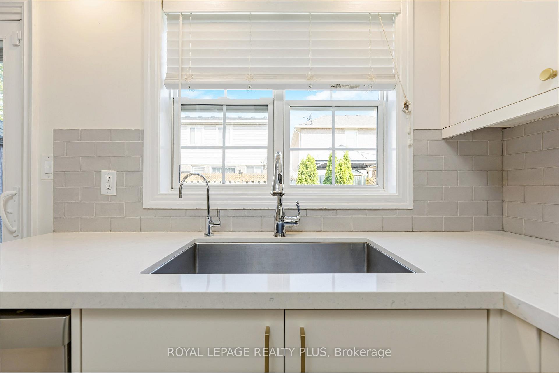 Photo 16 of 1525 Swann Crescent, Milton, Clarke — HOMEH
