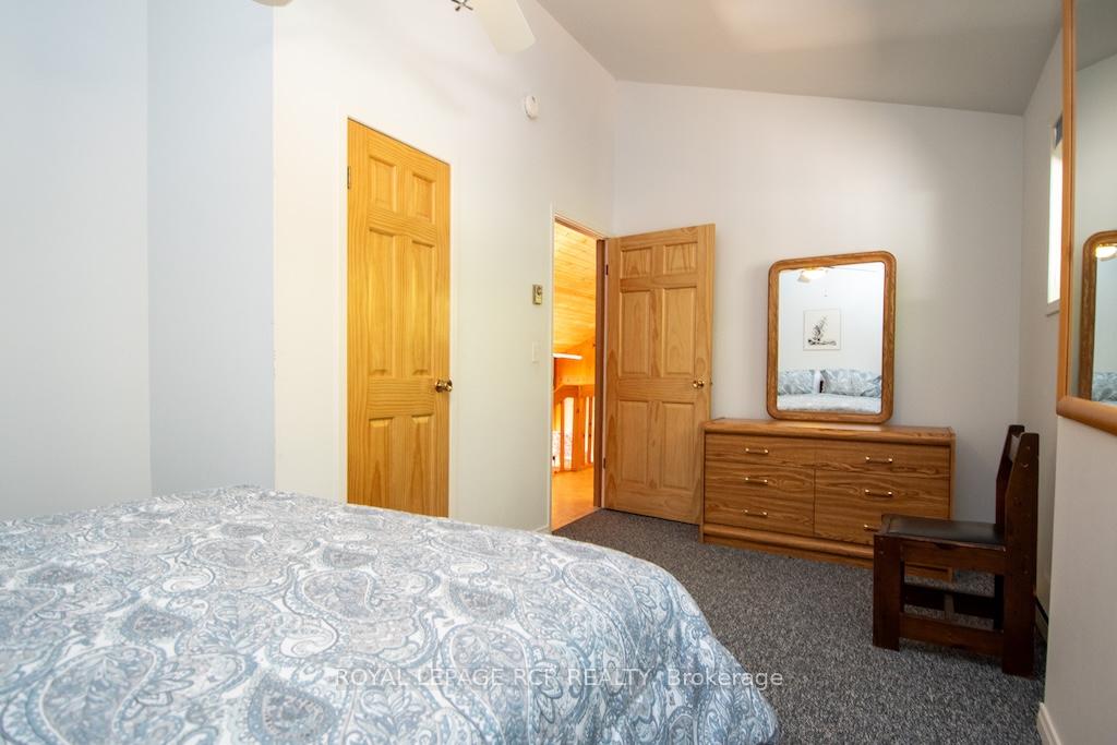 Photo 16 of 24 Juniper Crescent, Kawartha Lakes, Somerville — HOMEH