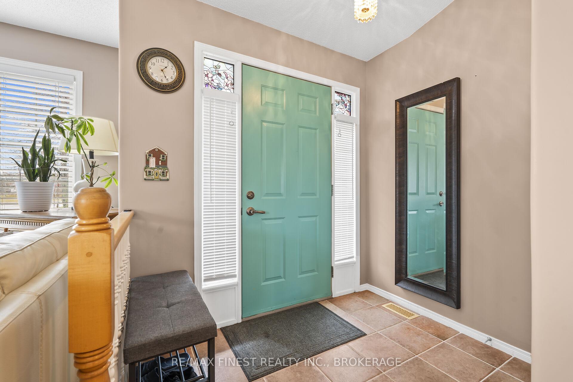 Photo 6 of 455 Freeman Crescent, Kingston, Kingston East (Incl Barret Crt) — HOMEH