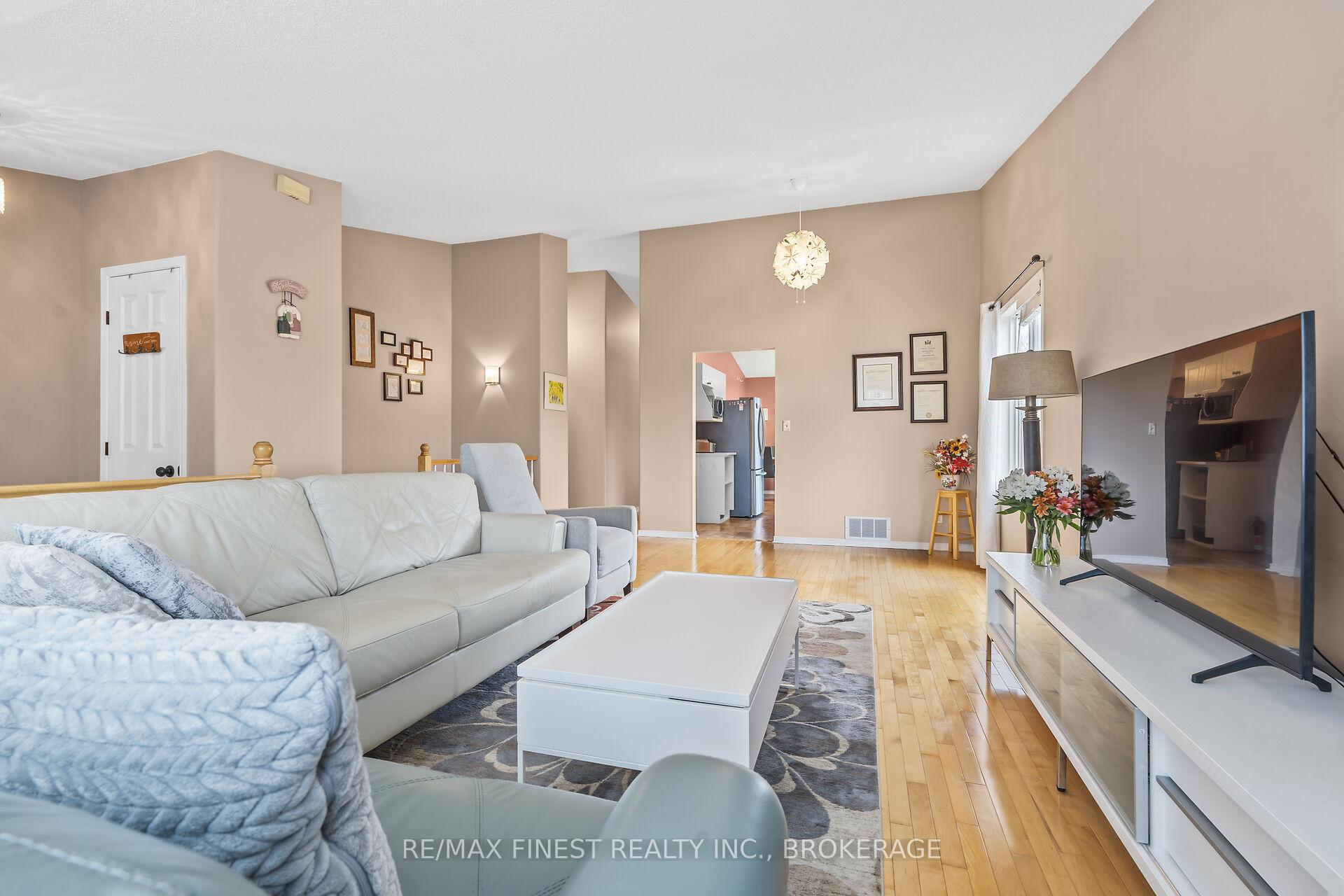 Photo 9 of 455 Freeman Crescent, Kingston, Kingston East (Incl Barret Crt) — HOMEH
