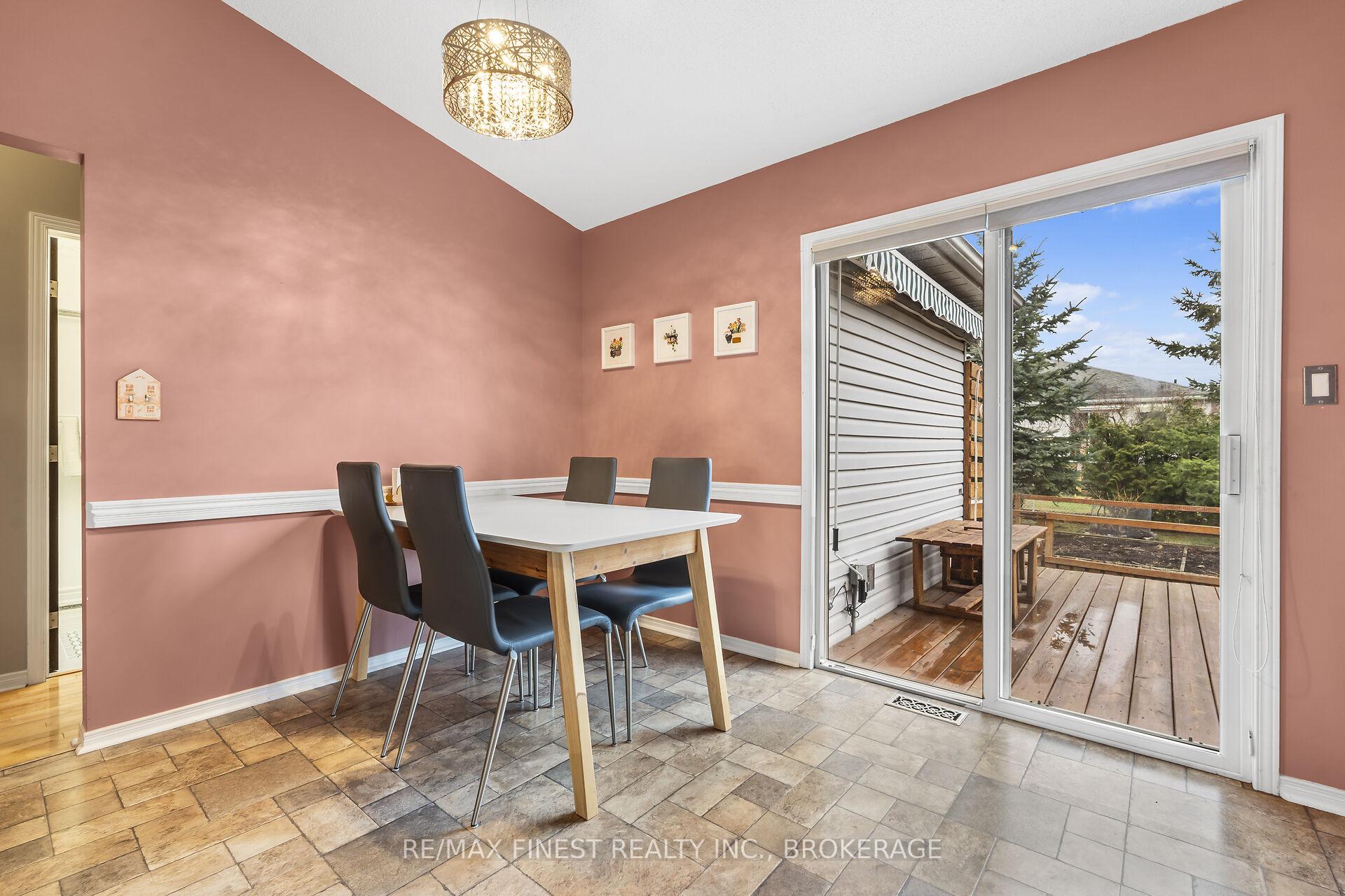 Photo 11 of 455 Freeman Crescent, Kingston, Kingston East (Incl Barret Crt) — HOMEH