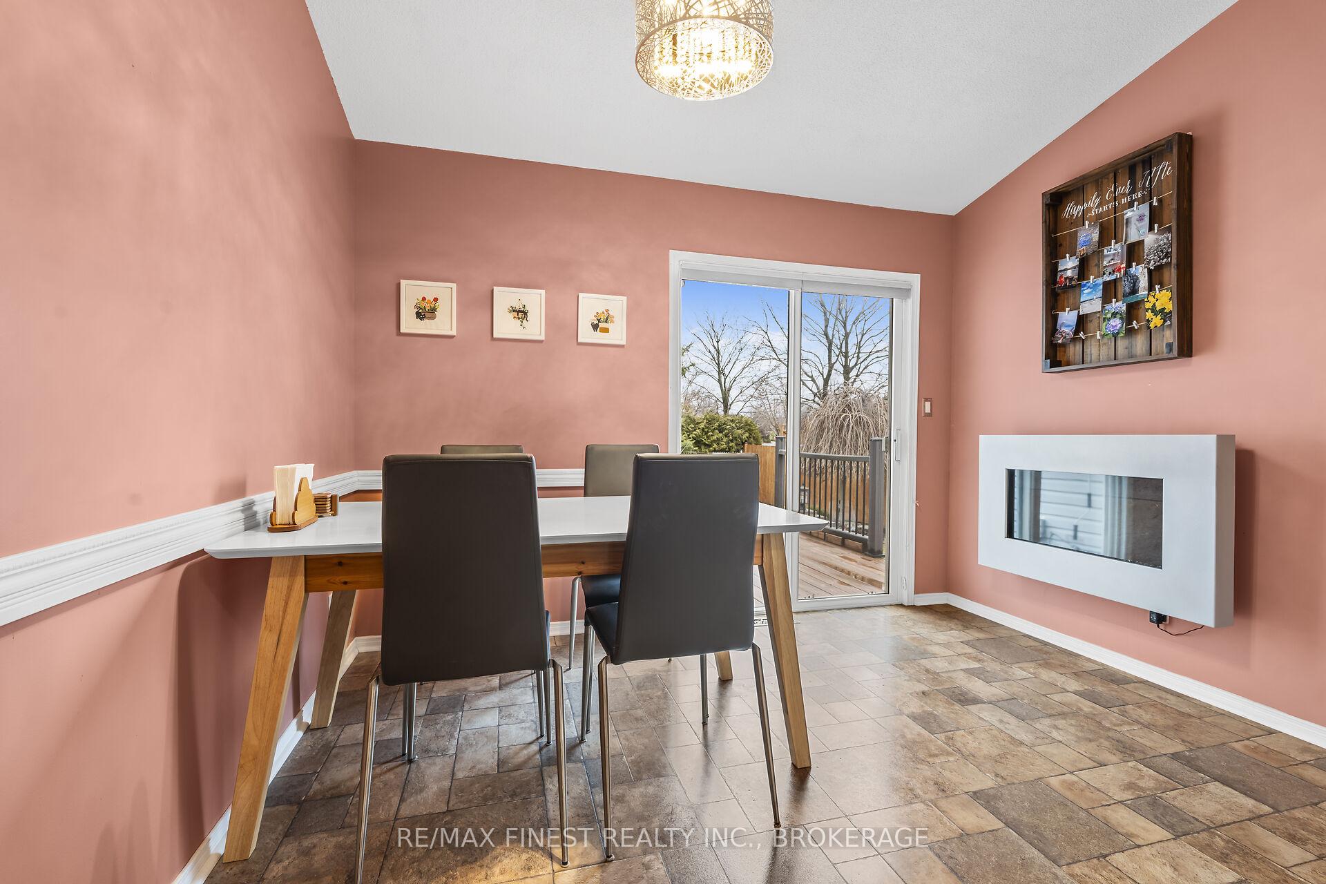 Photo 13 of 455 Freeman Crescent, Kingston, Kingston East (Incl Barret Crt) — HOMEH