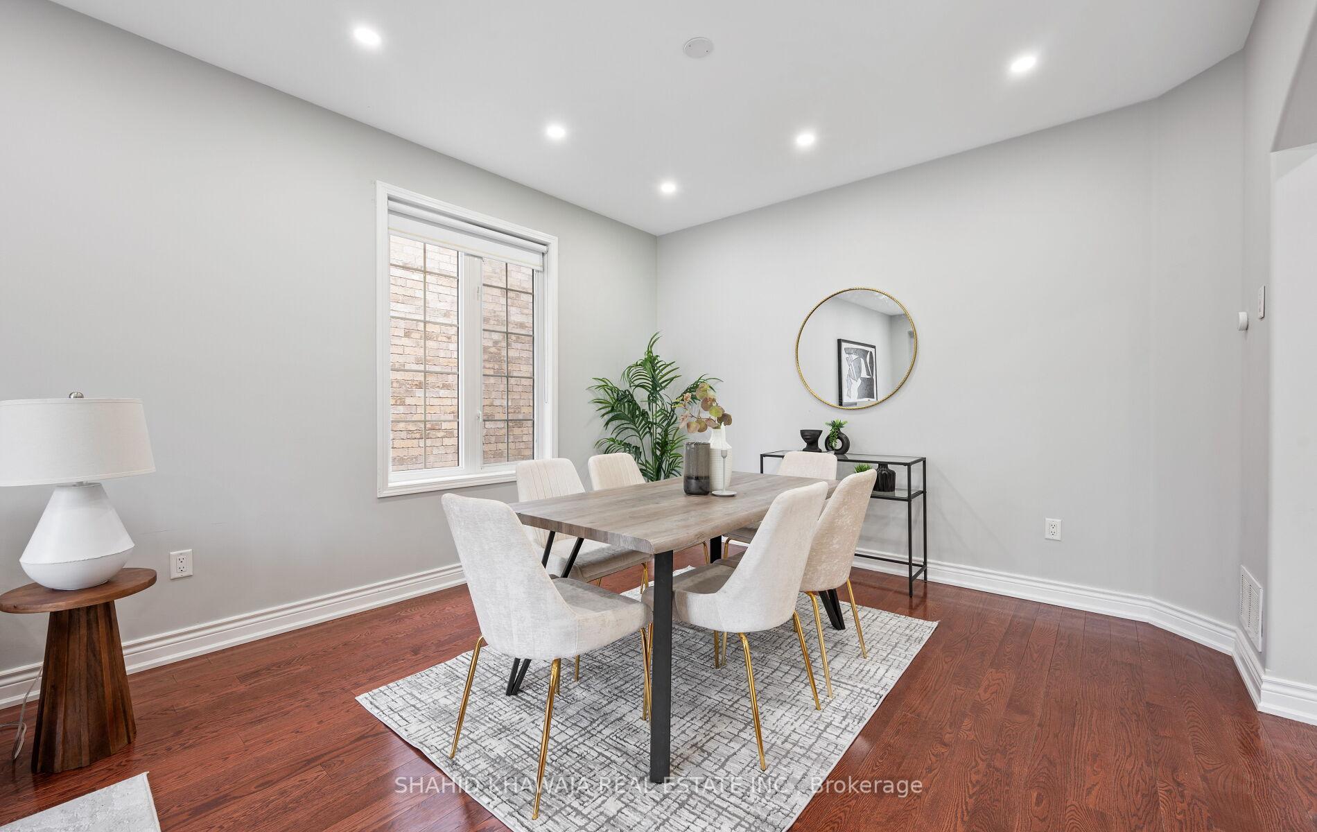 Photo 2 of 566 Hood Terrace, Milton, Coates — HOMEH