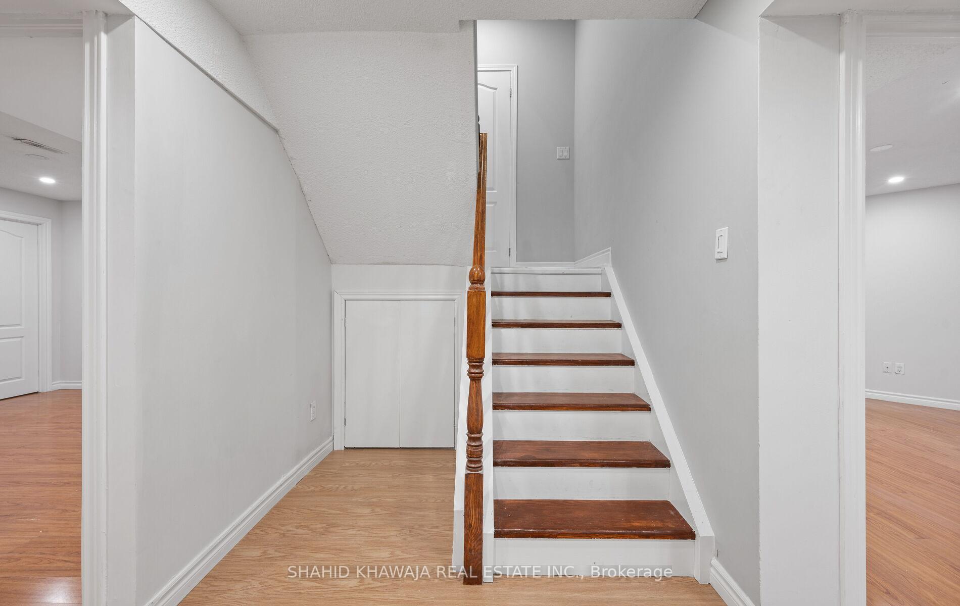 Photo 15 of 566 Hood Terrace, Milton, Coates — HOMEH