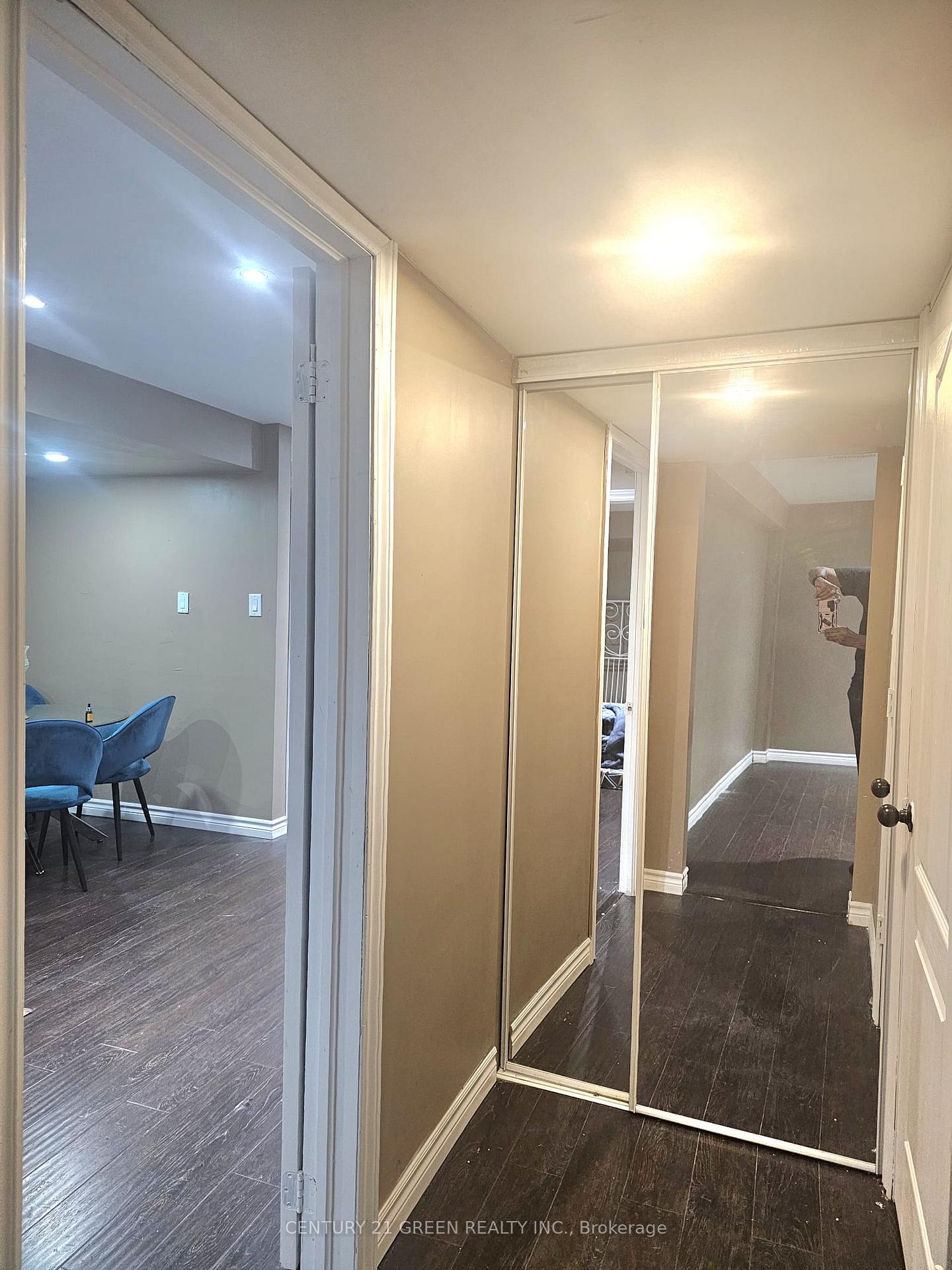 Photo 6 of Unit Bsmt, 156 Holmes Crescent, Milton, Scott — HOMEH
