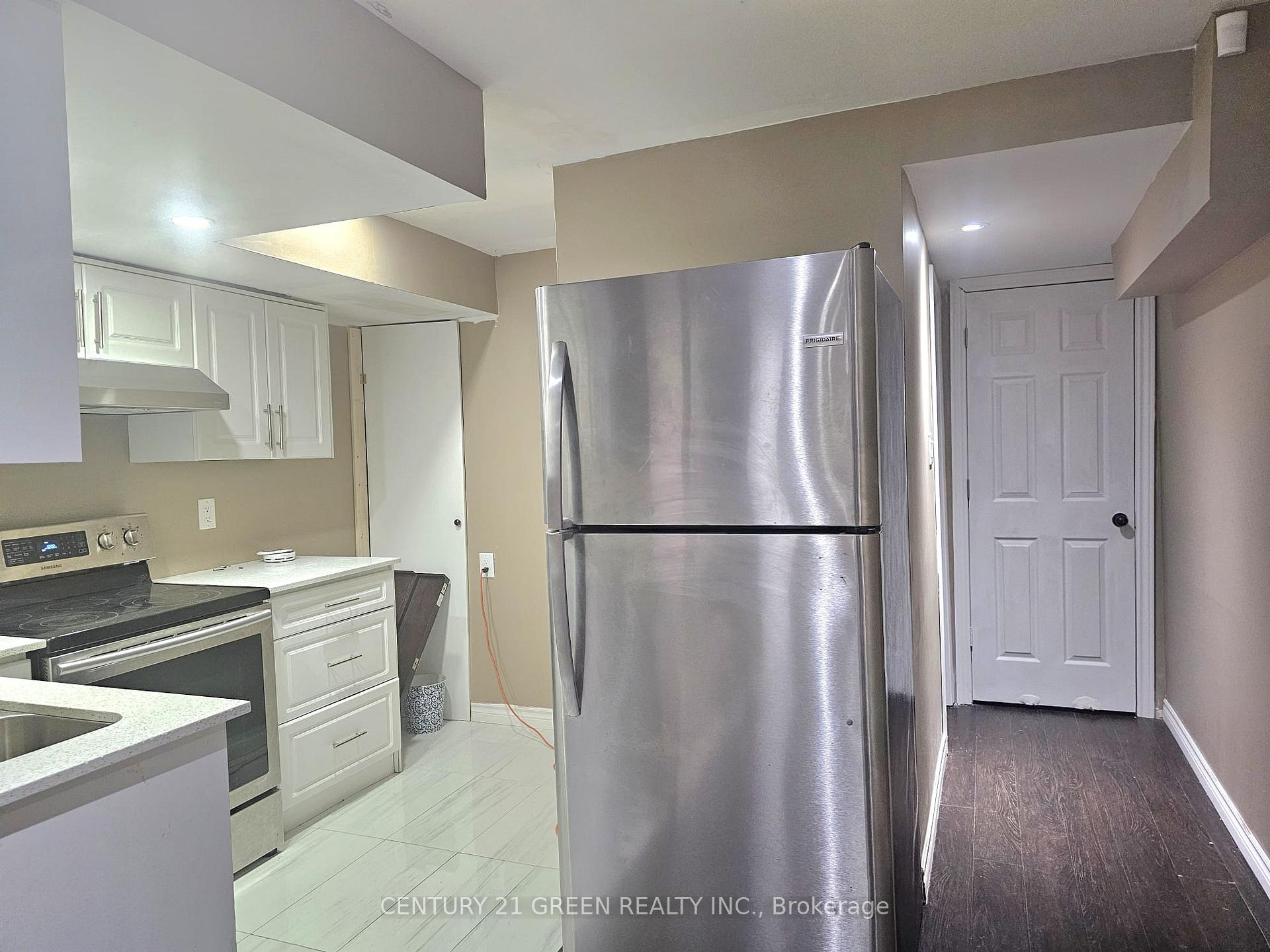 Photo 10 of Unit Bsmt, 156 Holmes Crescent, Milton, Scott — HOMEH