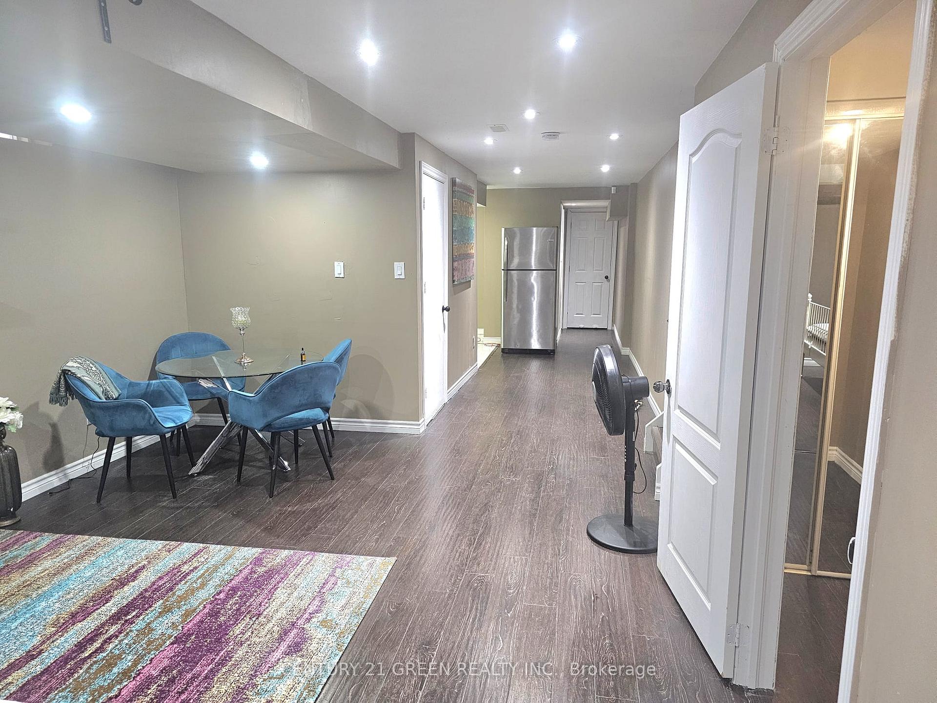Photo 4 of Unit Bsmt, 156 Holmes Crescent, Milton, Scott — HOMEH