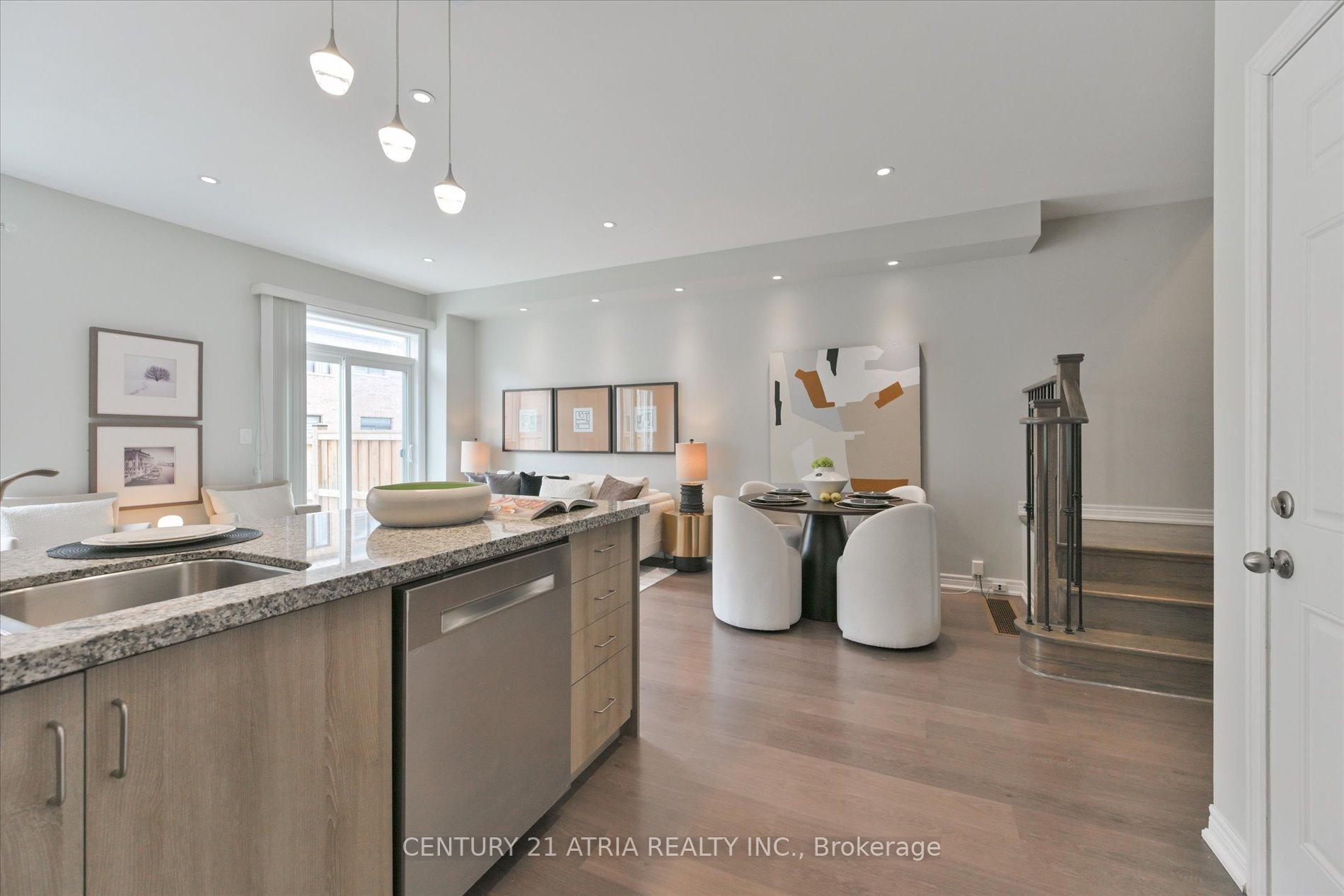 Photo 9 of 21 Collier Crescent, Markham, Wismer — HOMEH