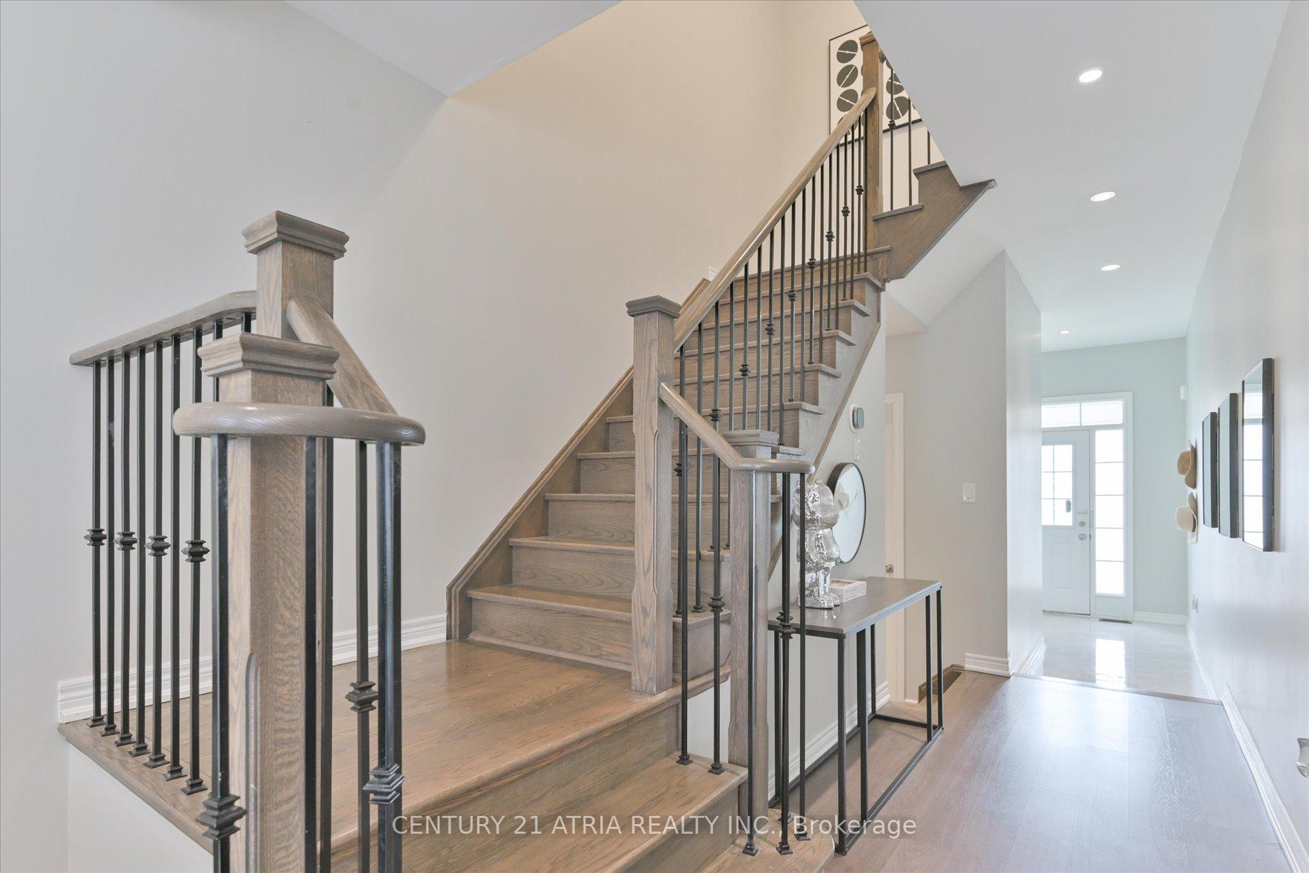 Photo 18 of 21 Collier Crescent, Markham, Wismer — HOMEH