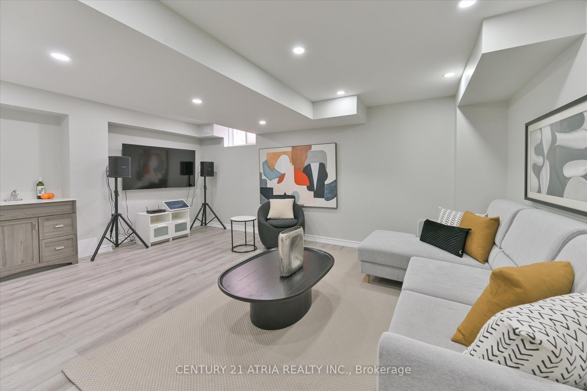 Photo 30 of 21 Collier Crescent, Markham, Wismer — HOMEH