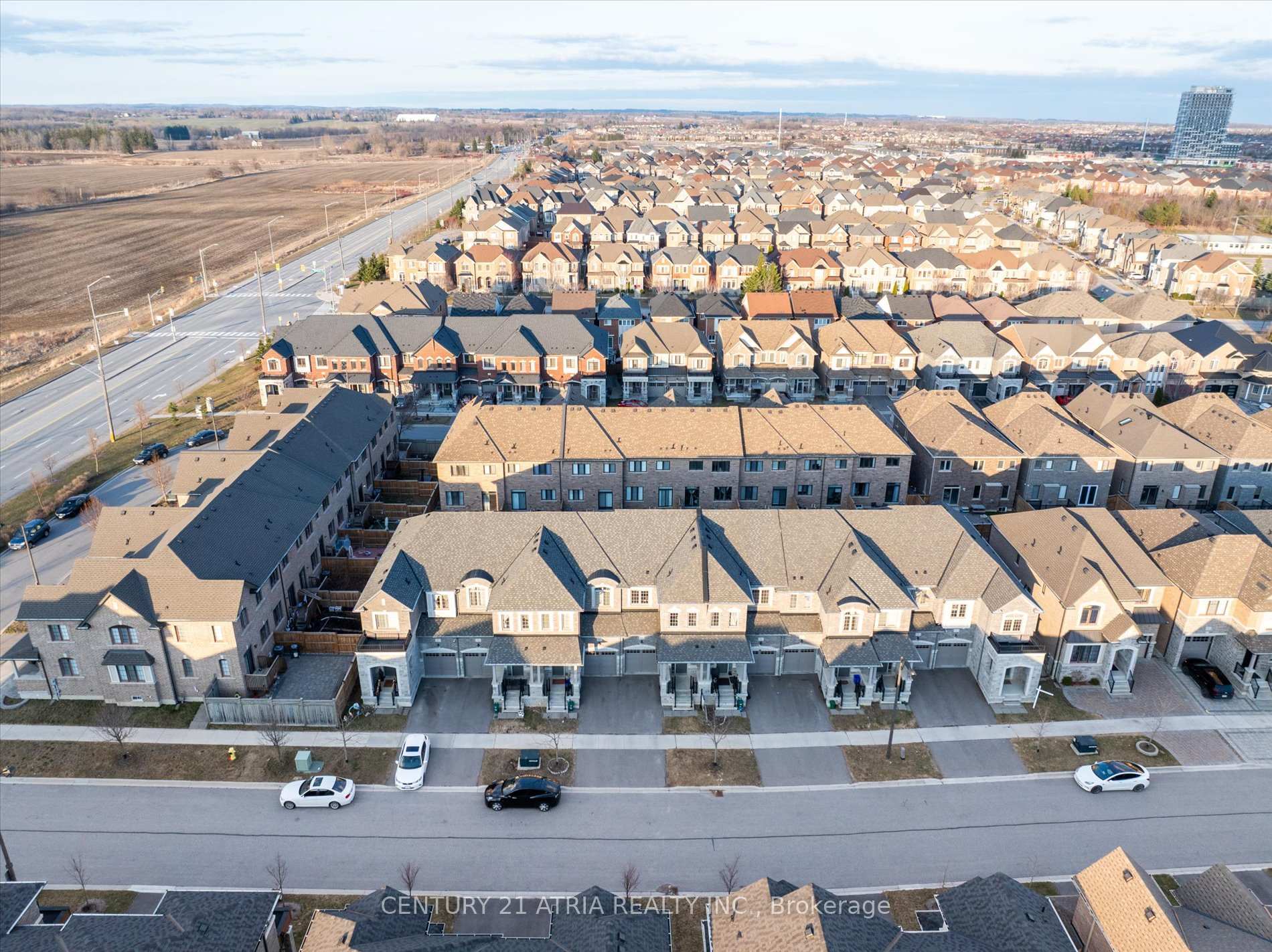 Photo 35 of 21 Collier Crescent, Markham, Wismer — HOMEH