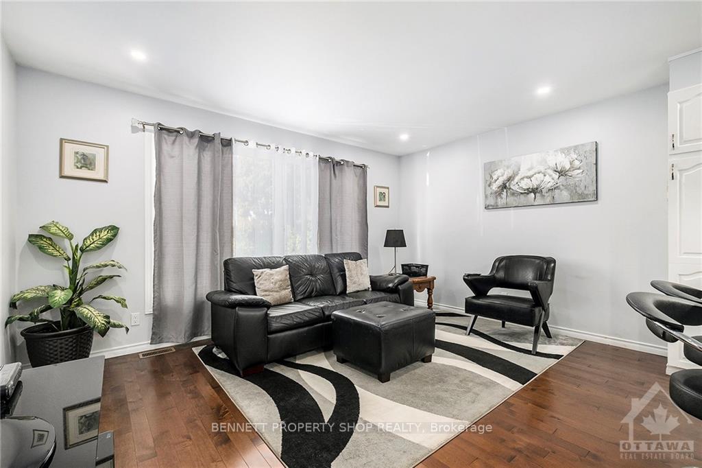 Photo 4 of 121 Morton Drive, Ottawa, Kanata - Glencairn/Hazeldean — HOMEH