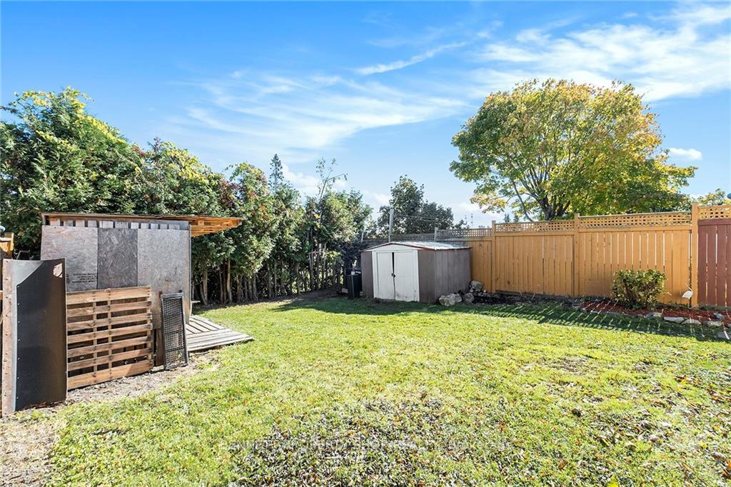 Photo 11 of 121 Morton Drive, Ottawa, Kanata - Glencairn/Hazeldean — HOMEH