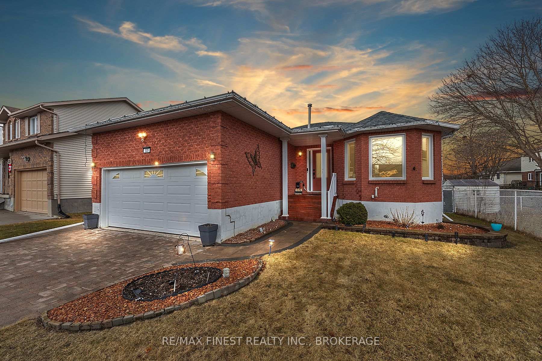 Front of 525 Citation Crescent