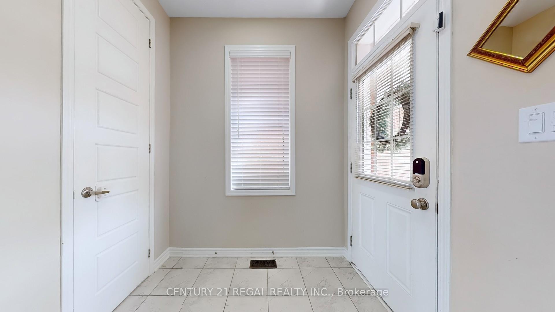 Photo 3 of 1209 Biason Circle, Milton, Willmott — HOMEH
