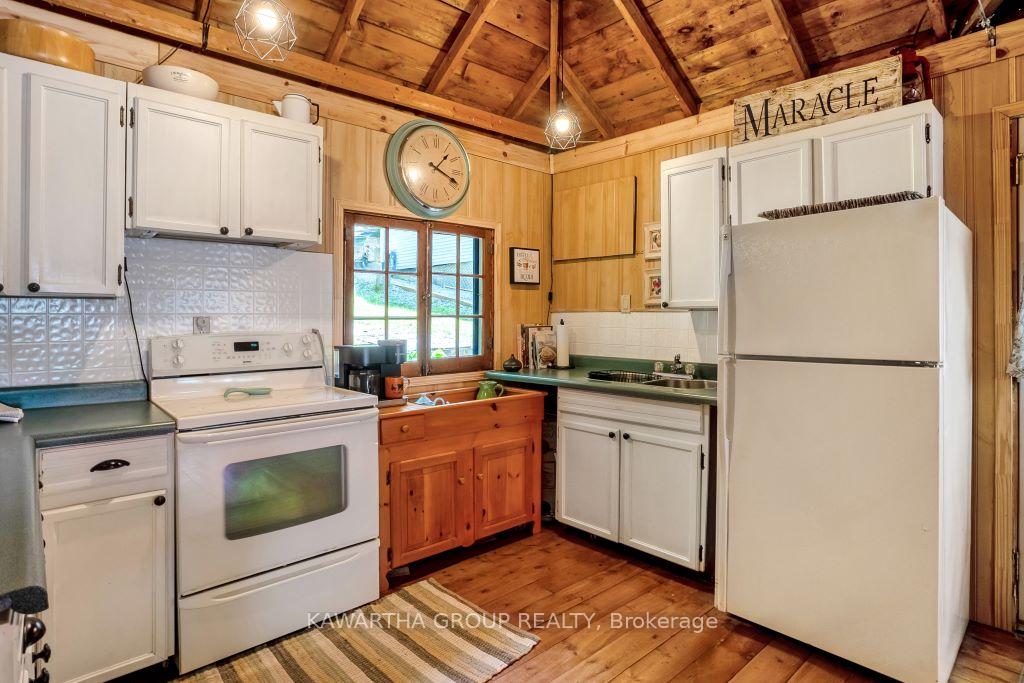 Photo 7 of 44 Birch Glen Drive, Kawartha Lakes, Somerville — HOMEH