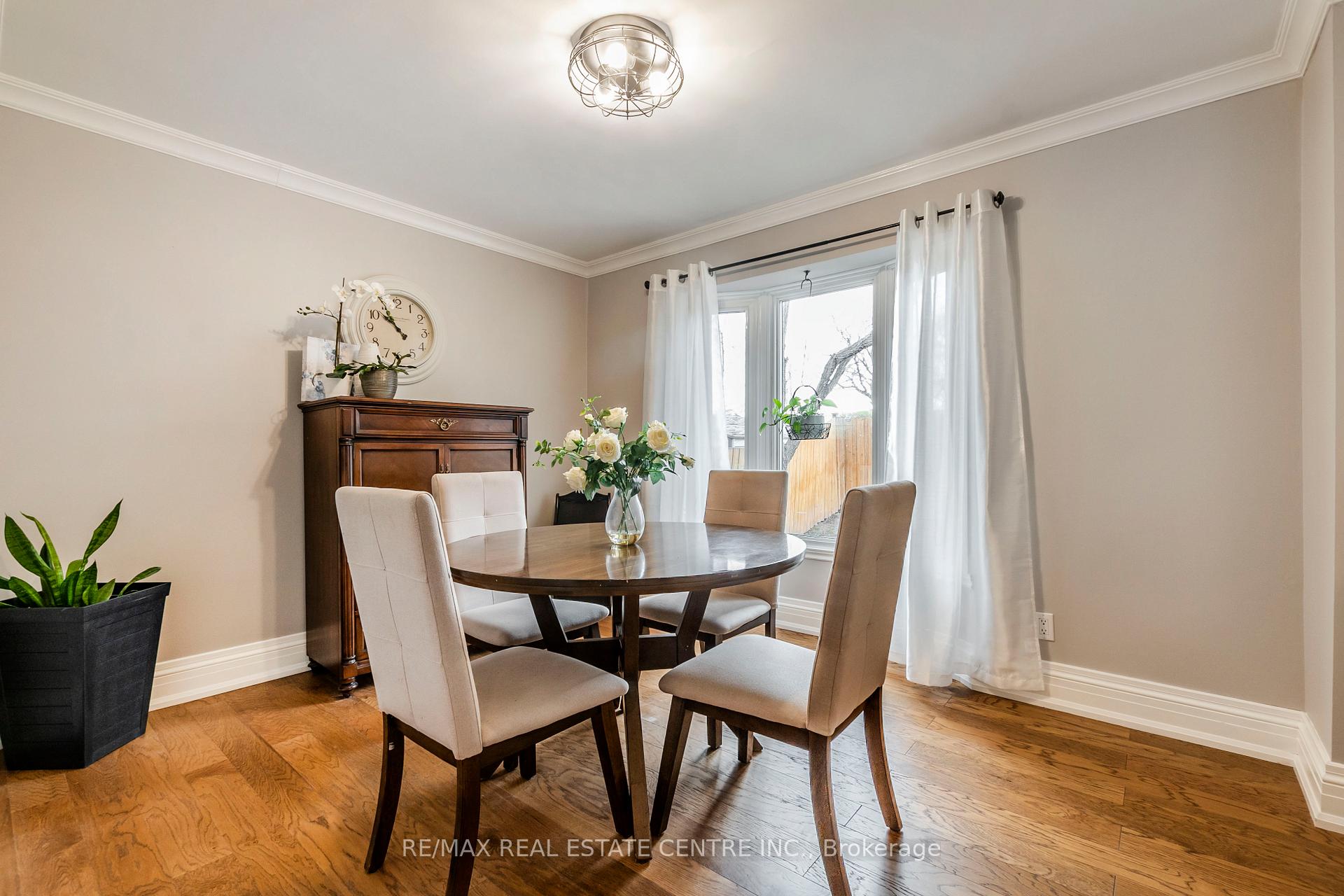 Photo 8 of 481 Bell Street, Milton, Bronte Meadows — HOMEH