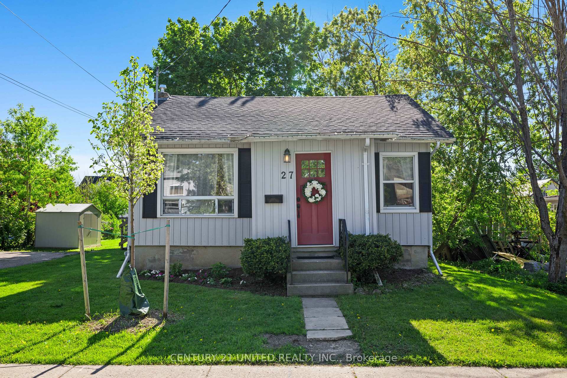 Photo 1 of 27 St Patrick Street, Kawartha Lakes, Lindsay — HOMEH