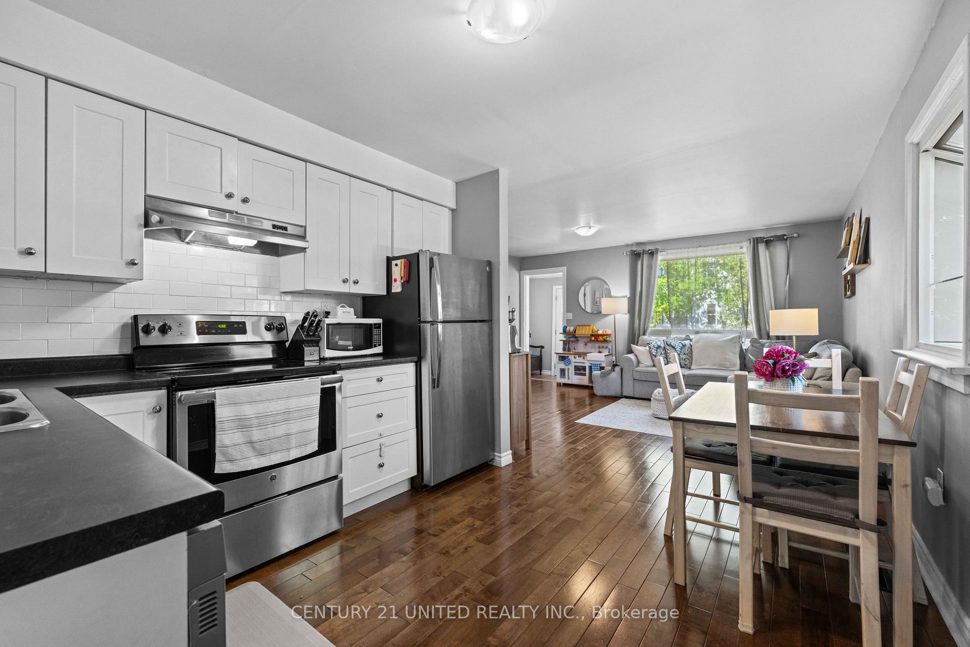 Photo 14 of 27 St Patrick Street, Kawartha Lakes, Lindsay — HOMEH