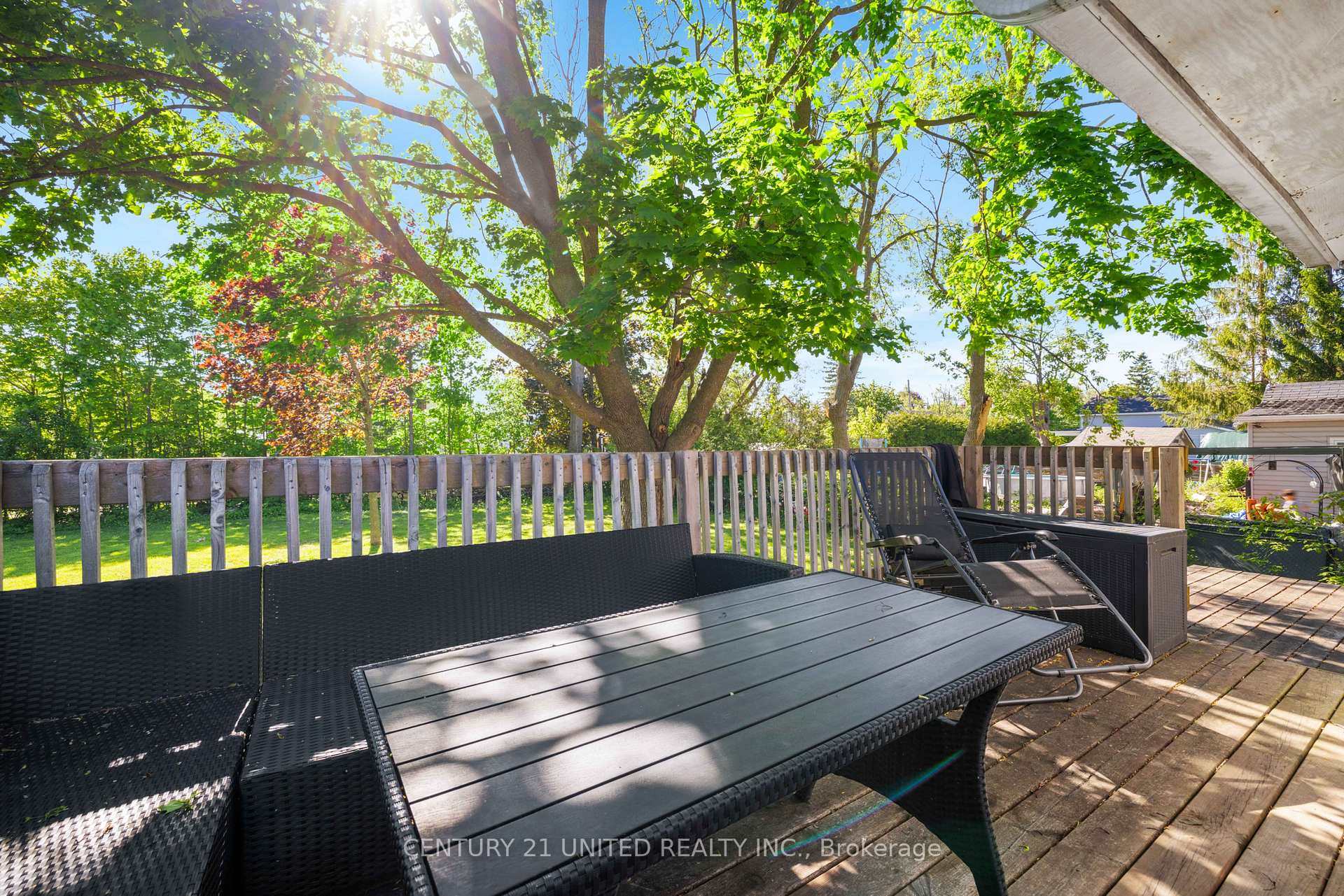 Photo 22 of 27 St Patrick Street, Kawartha Lakes, Lindsay — HOMEH