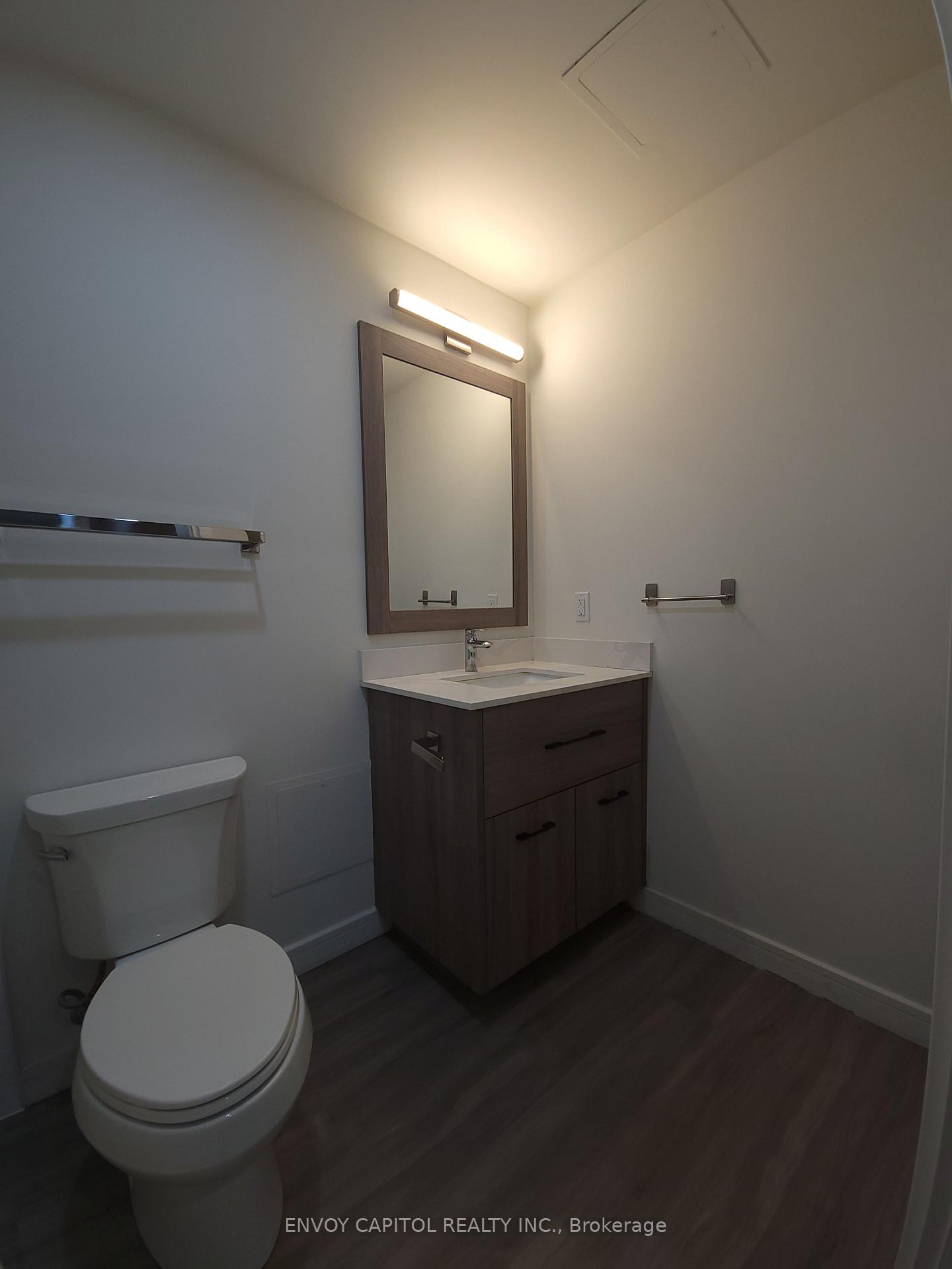 Photo 5 of Unit 1201, 49 Walnut Street S, Hamilton, Corktown — HOMEH