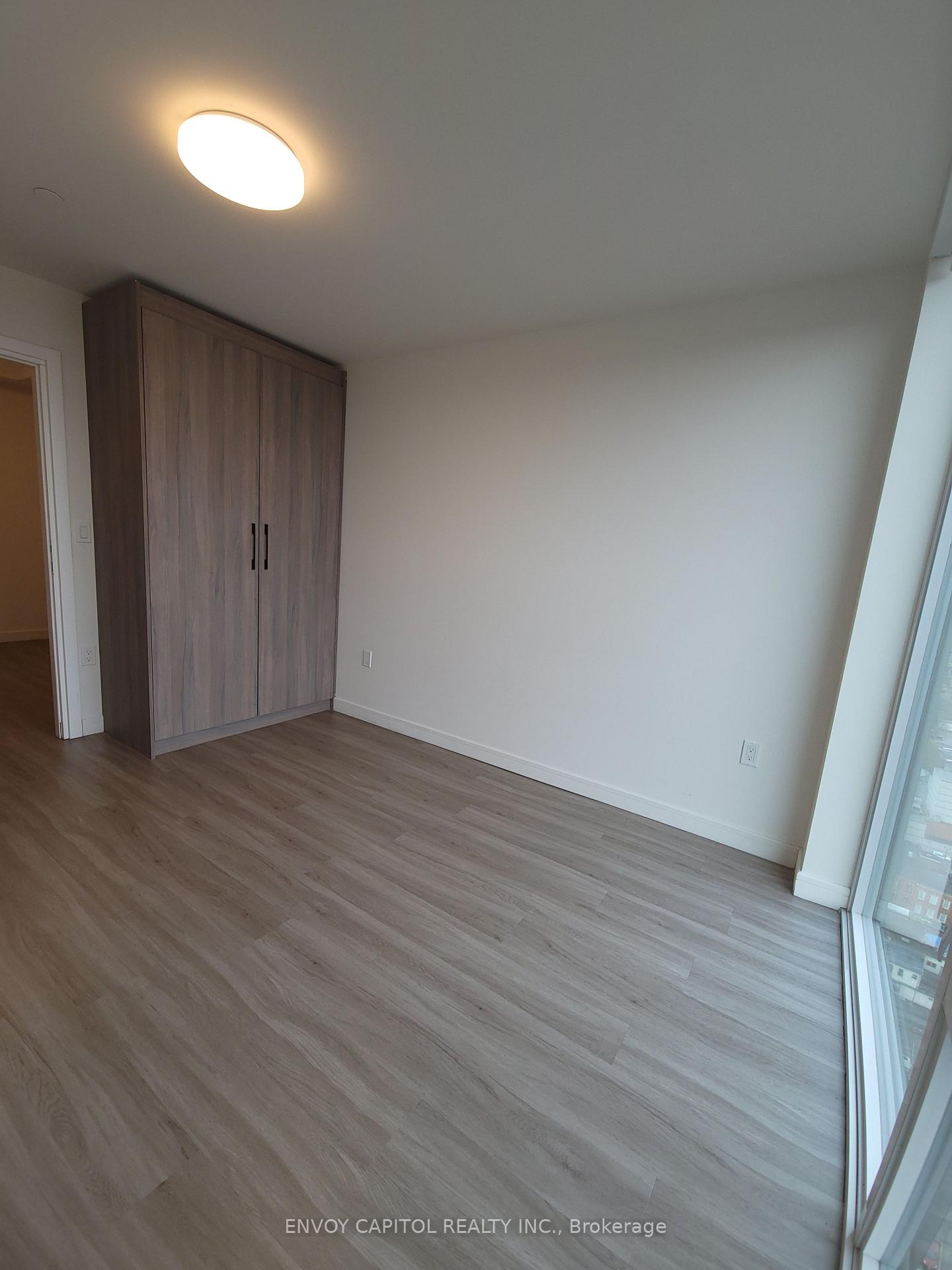 Photo 11 of Unit 1201, 49 Walnut Street S, Hamilton, Corktown — HOMEH