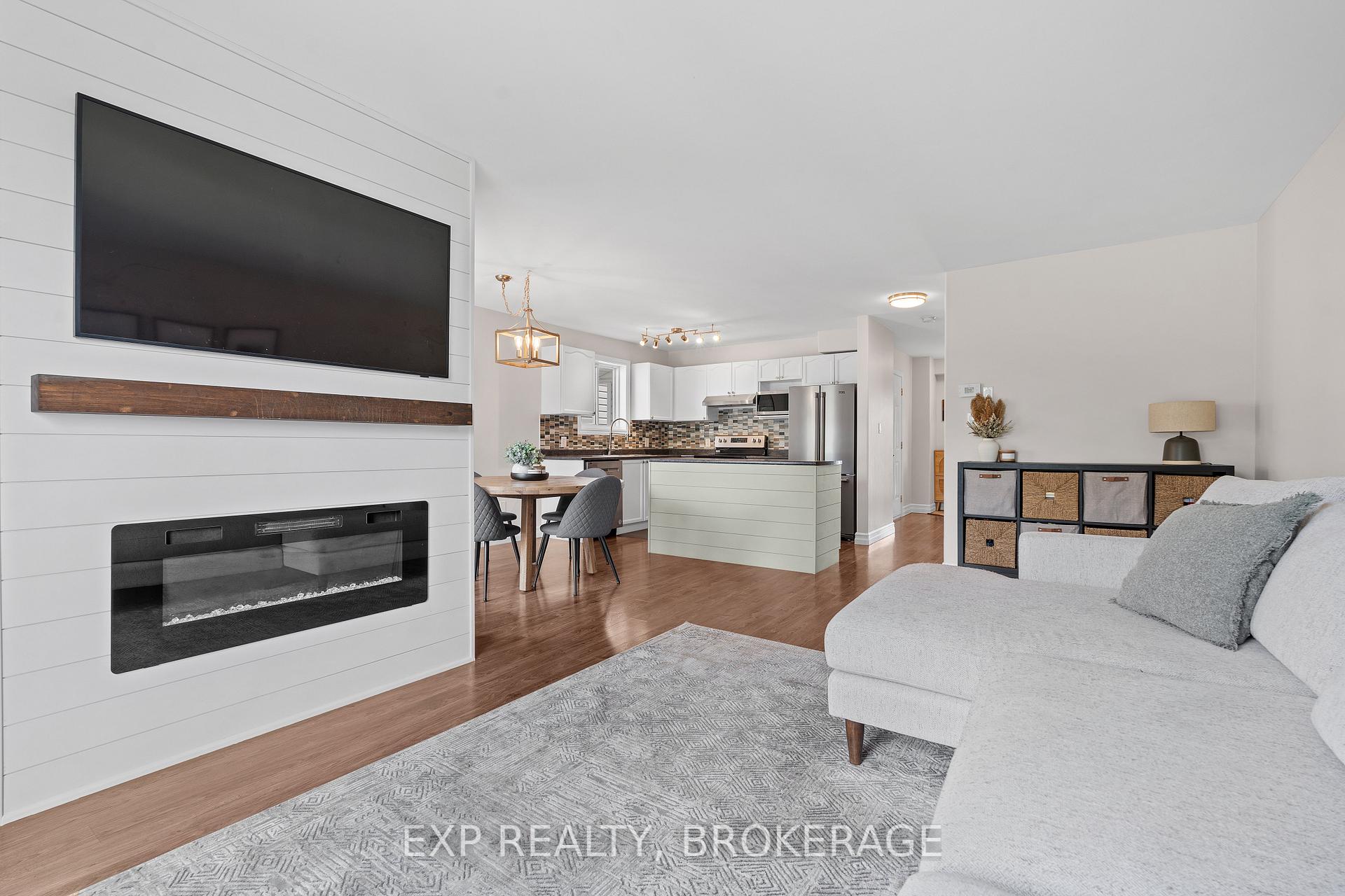 Photo 3 of 1271 Juniper Drive, Kingston, City Northwest — HOMEH