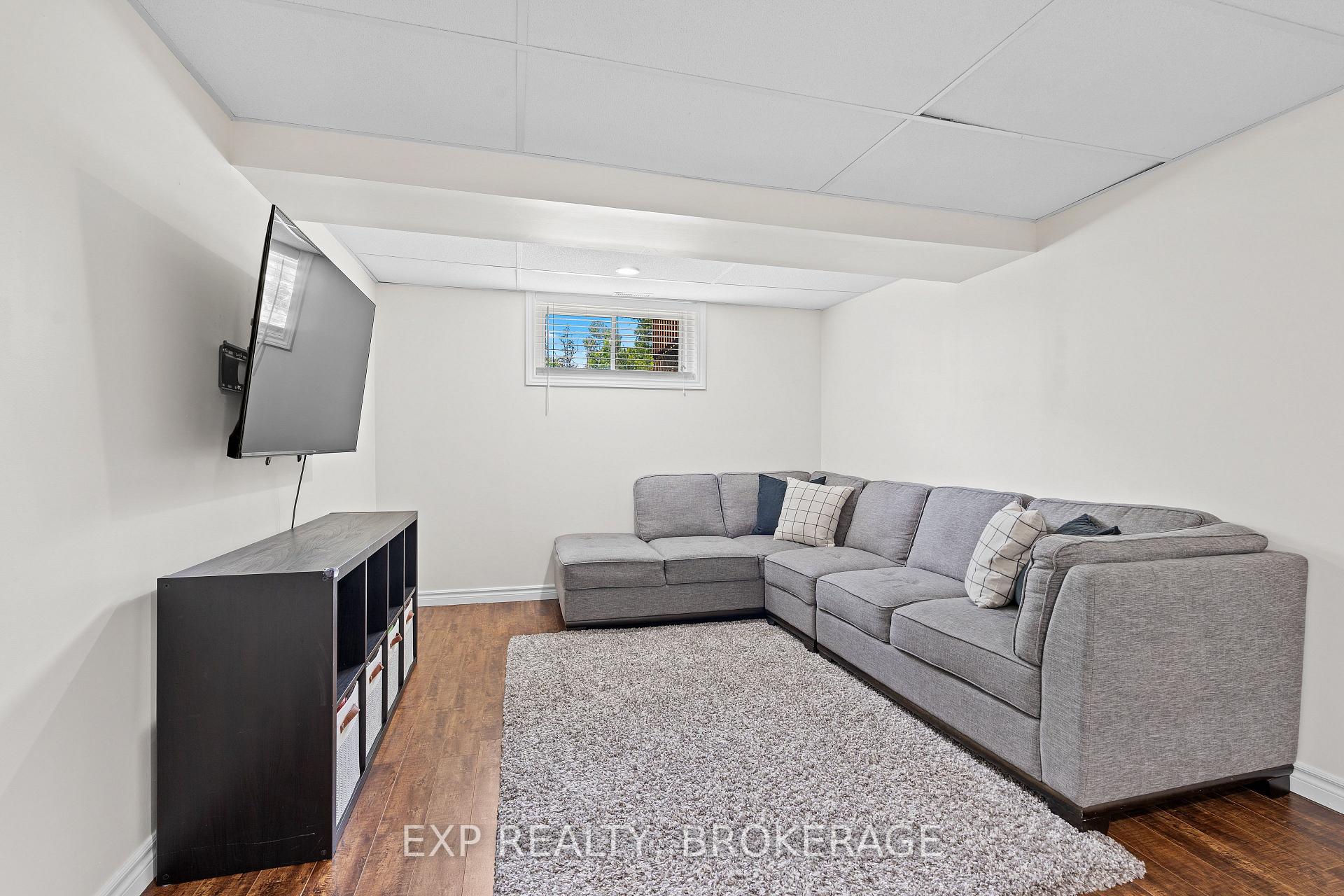 Photo 24 of 1271 Juniper Drive, Kingston, City Northwest — HOMEH