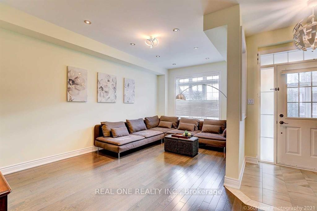 Photo 9 of 67 Omega Street, Markham, Wismer — HOMEH