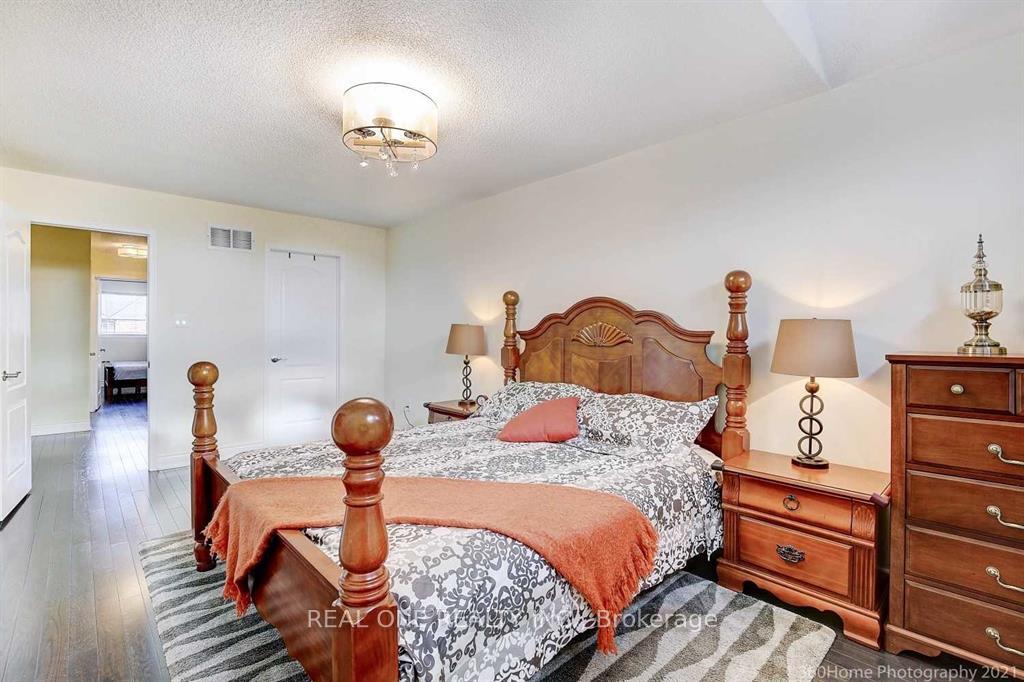 Photo 13 of 67 Omega Street, Markham, Wismer — HOMEH
