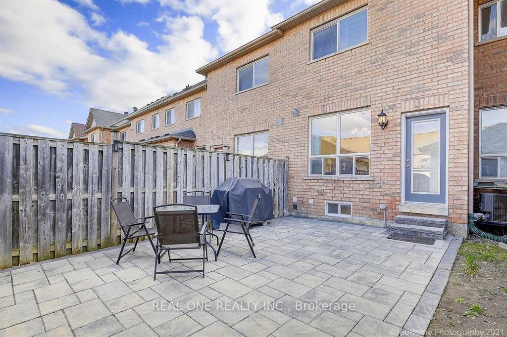 Photo 23 of 67 Omega Street, Markham, Wismer — HOMEH