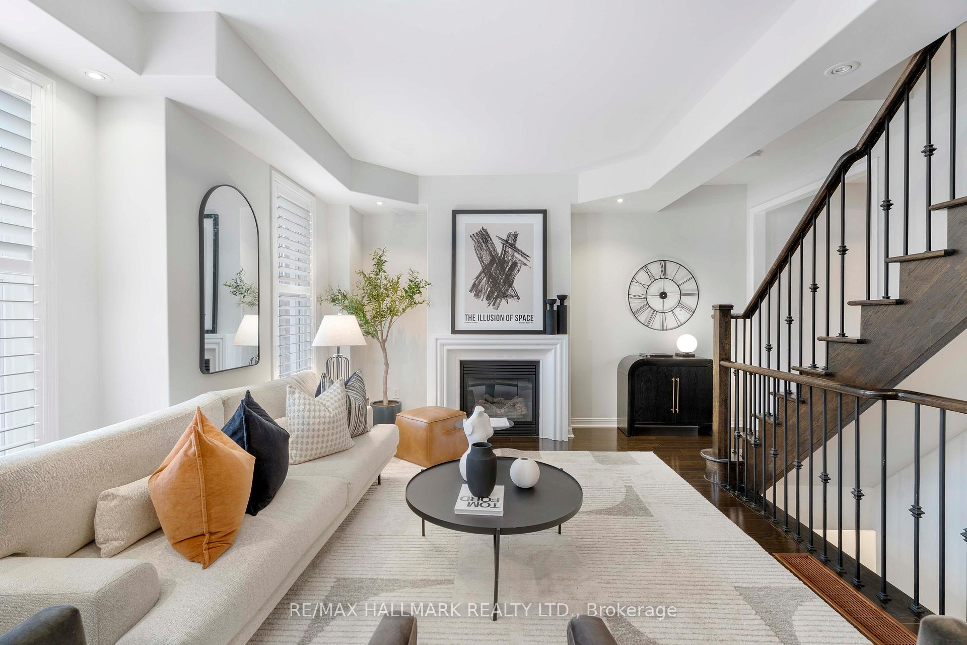 Photo 7 of 43 Walter Scott Crescent, Markham, Victoria Square — HOMEH