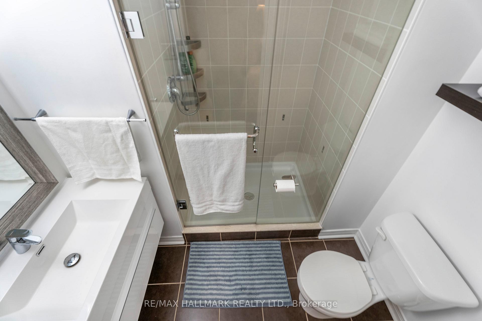Photo 20 of 43 Walter Scott Crescent, Markham, Victoria Square — HOMEH
