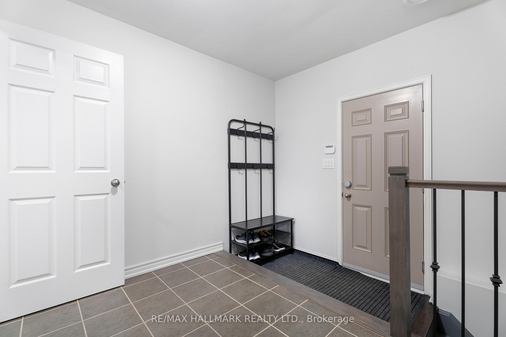 Photo 21 of 43 Walter Scott Crescent, Markham, Victoria Square — HOMEH