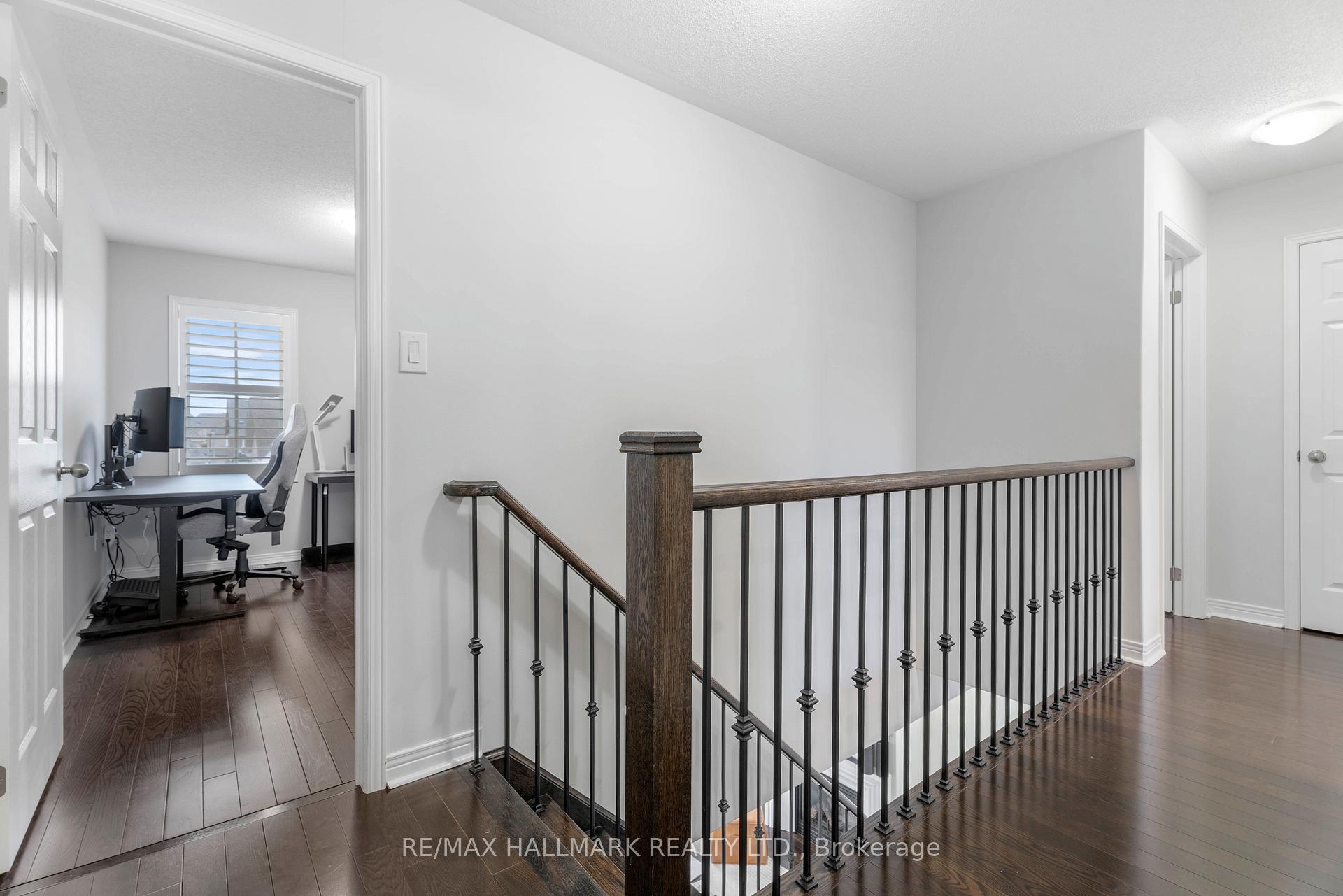 Photo 23 of 43 Walter Scott Crescent, Markham, Victoria Square — HOMEH